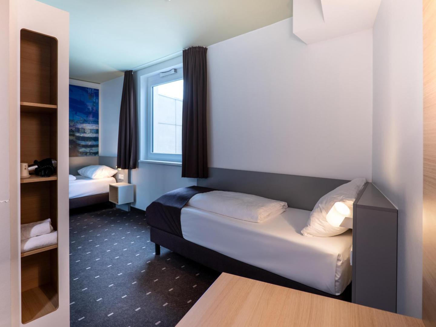 B&B Hotel Stuttgart-Airport/Messe B&B Hotel Stuttgart-Airport/Messe