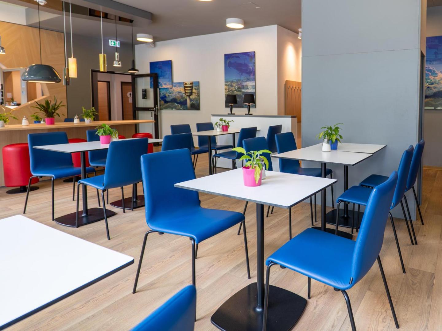 B&B Hotel Stuttgart-Airport/Messe B&B Hotel Stuttgart-Airport/Messe