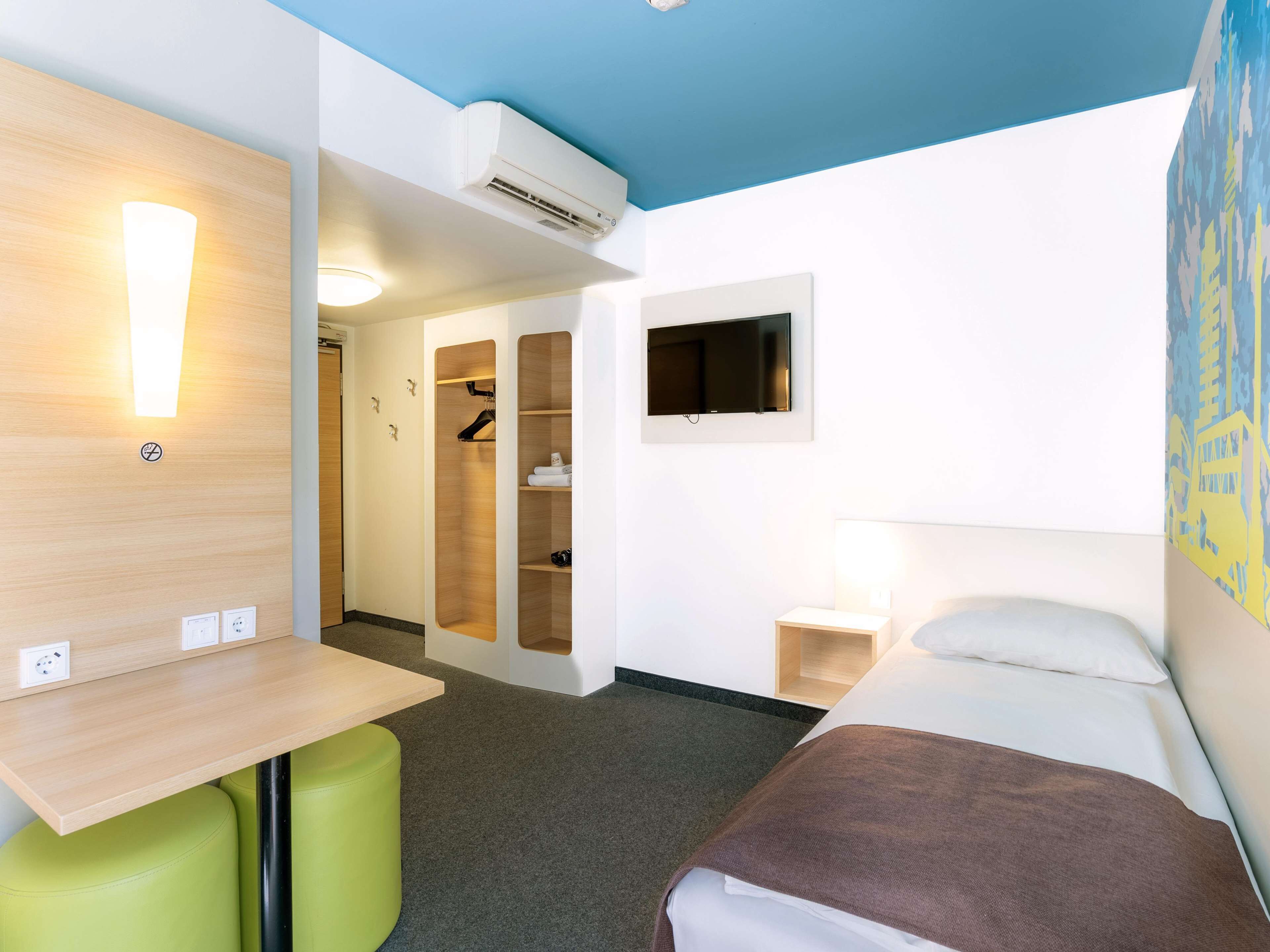 B&B Hotel Stuttgart-City B&B Hotel Stuttgart-City