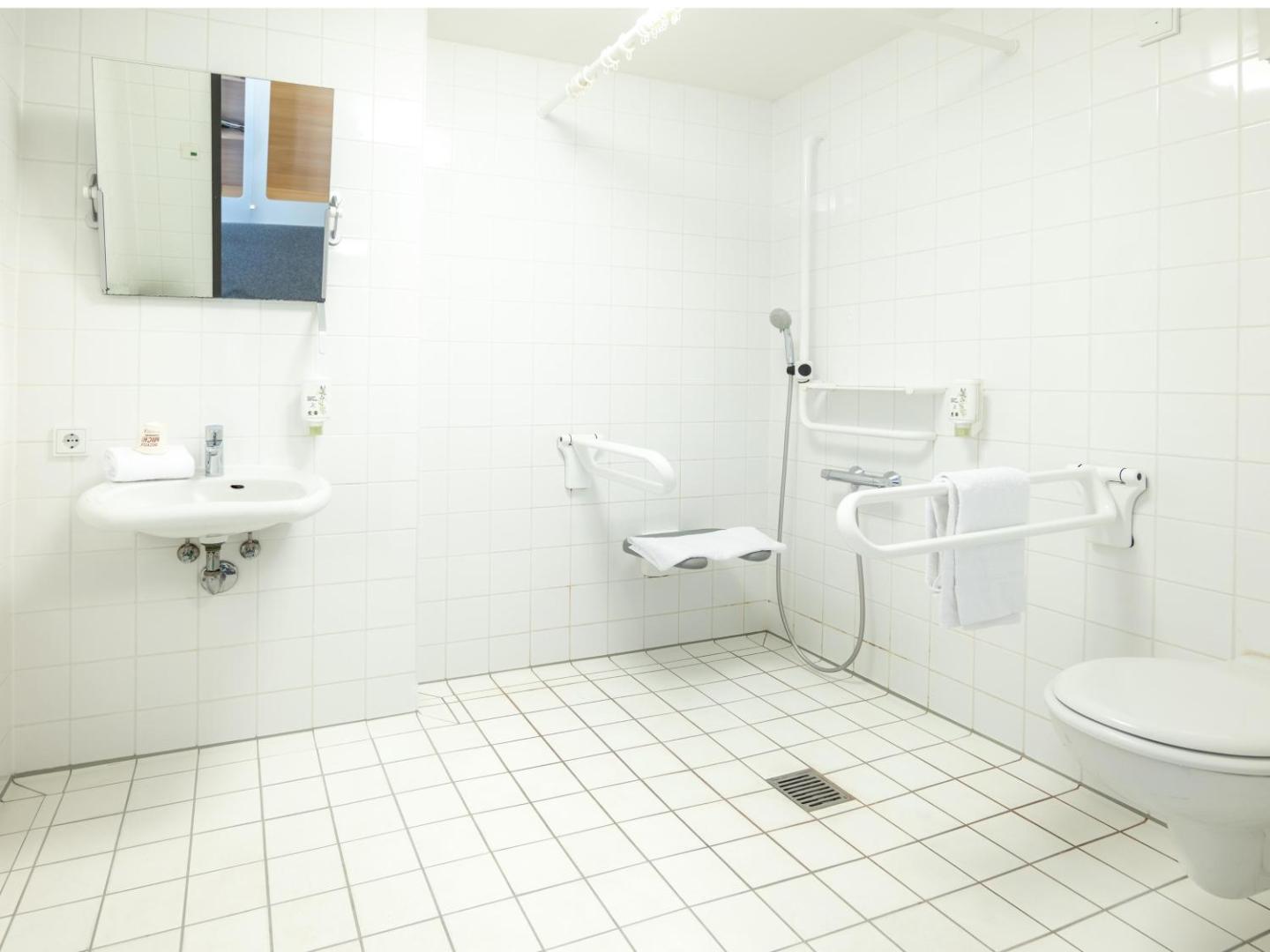 B&B Hotel Stuttgart-City B&B Hotel Stuttgart-City