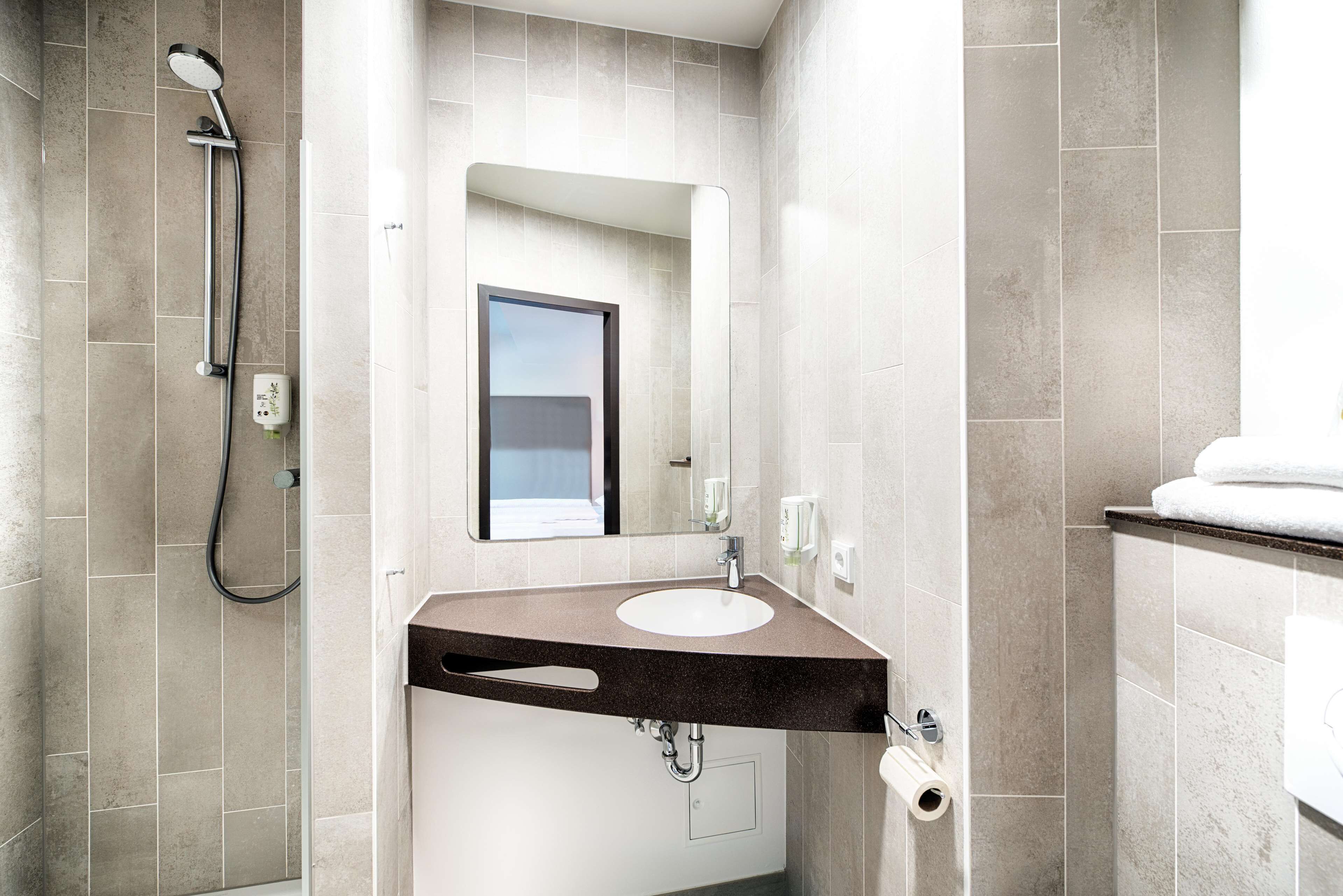 B&B Hotel Stuttgart-Neckarhafen B&B Hotel Stuttgart-Neckarhafen