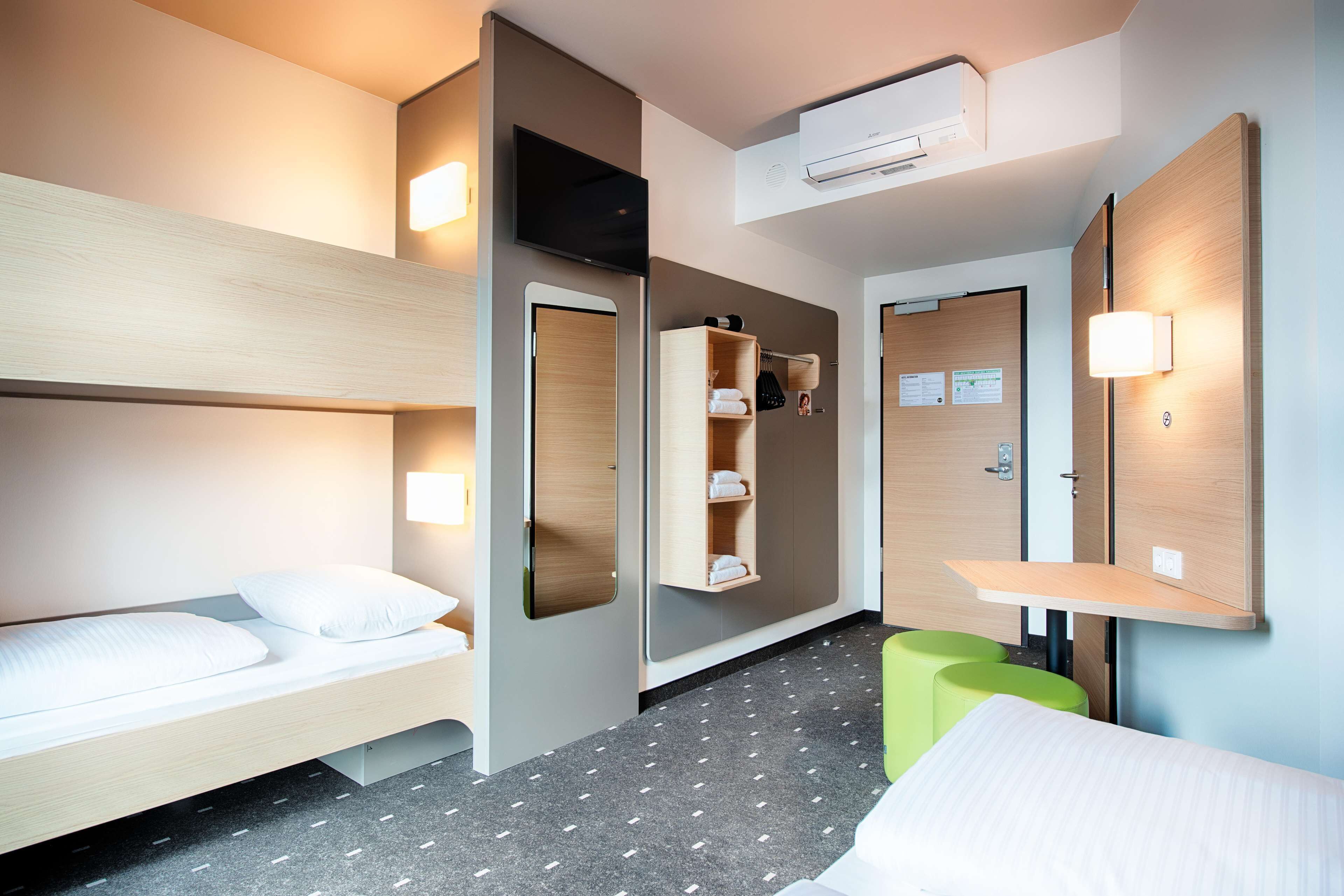 B&B Hotel Stuttgart-Neckarhafen B&B Hotel Stuttgart-Neckarhafen