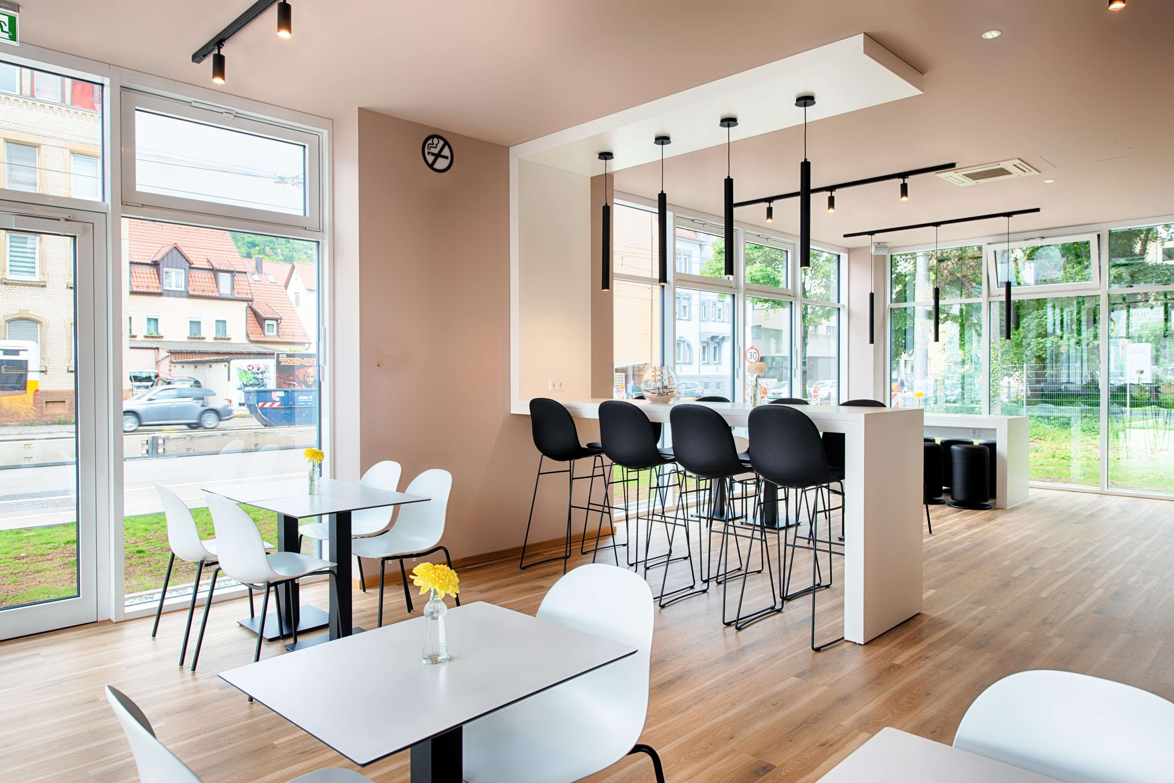 B&B Hotel Stuttgart-Neckarhafen B&B Hotel Stuttgart-Neckarhafen