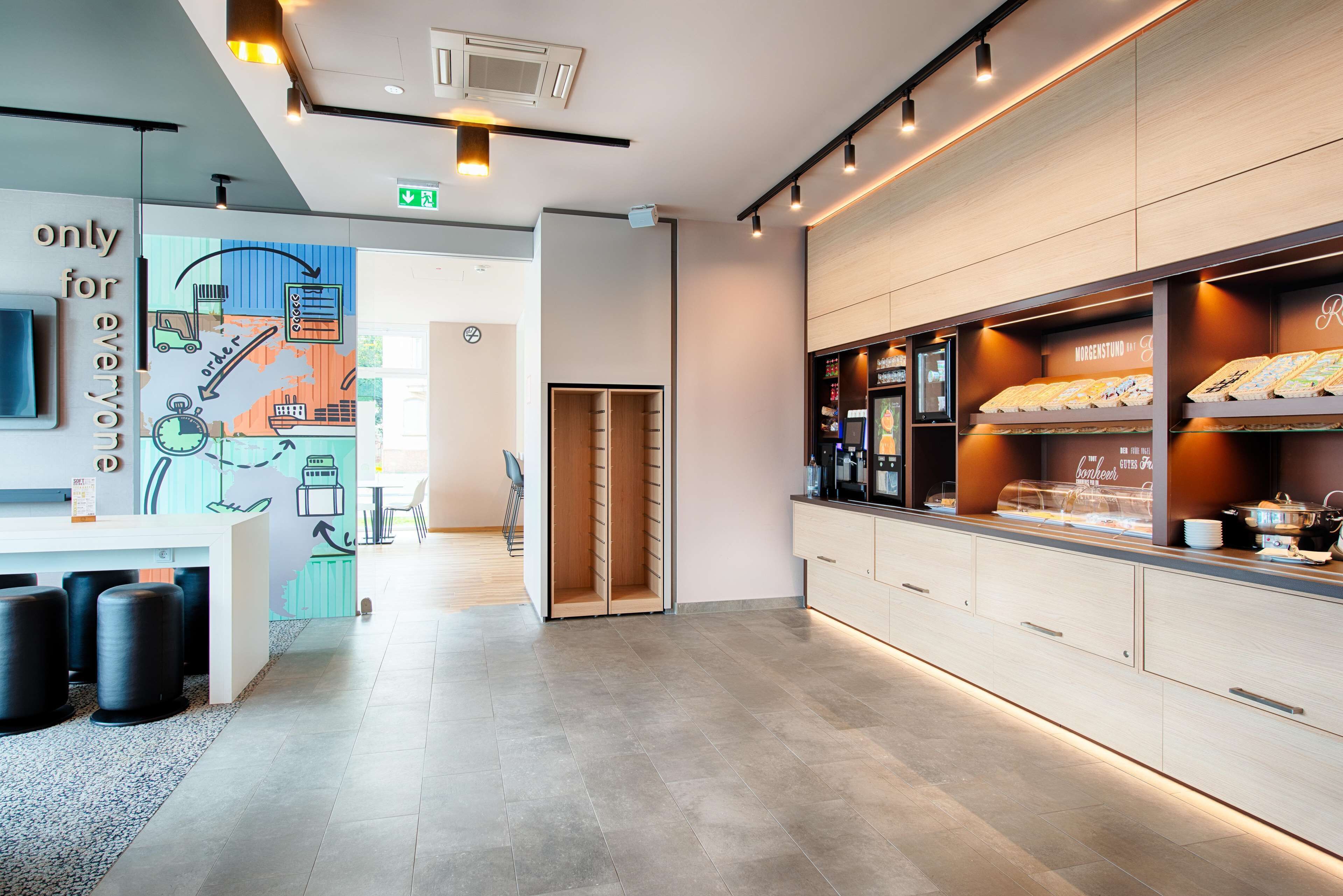 B&B Hotel Stuttgart-Neckarhafen B&B Hotel Stuttgart-Neckarhafen