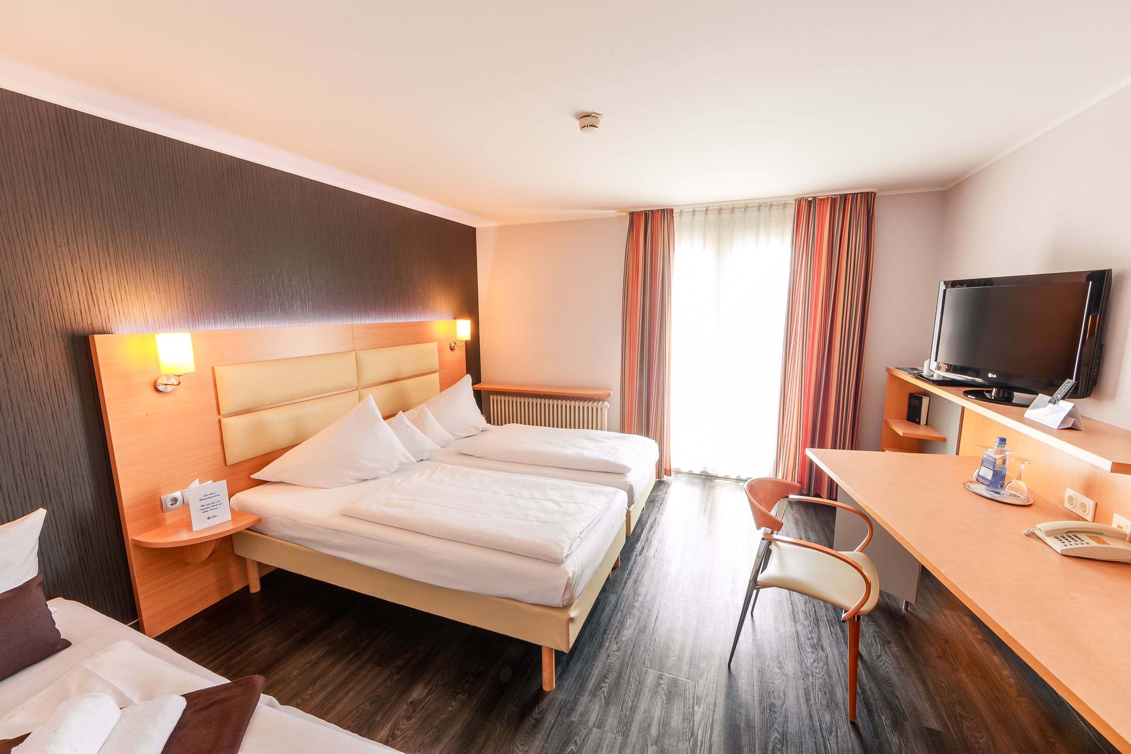 Best Western Plazahotel Stuttgart-Ditzingen, Ditzingen Best Western Plazahotel Stuttgart-Ditzingen, Ditzingen