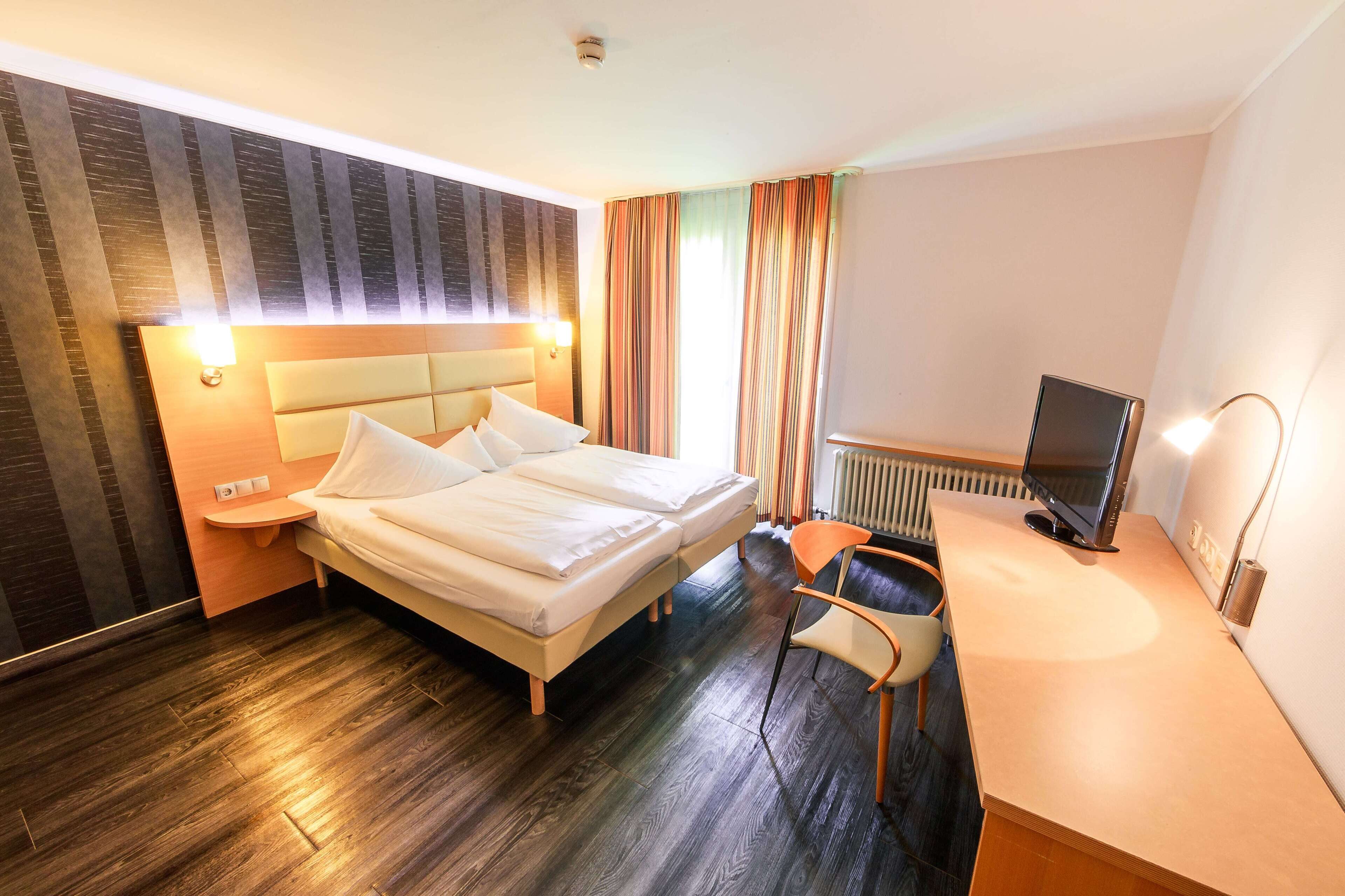 Best Western Plazahotel Stuttgart-Ditzingen, Ditzingen Best Western Plazahotel Stuttgart-Ditzingen, Ditzingen