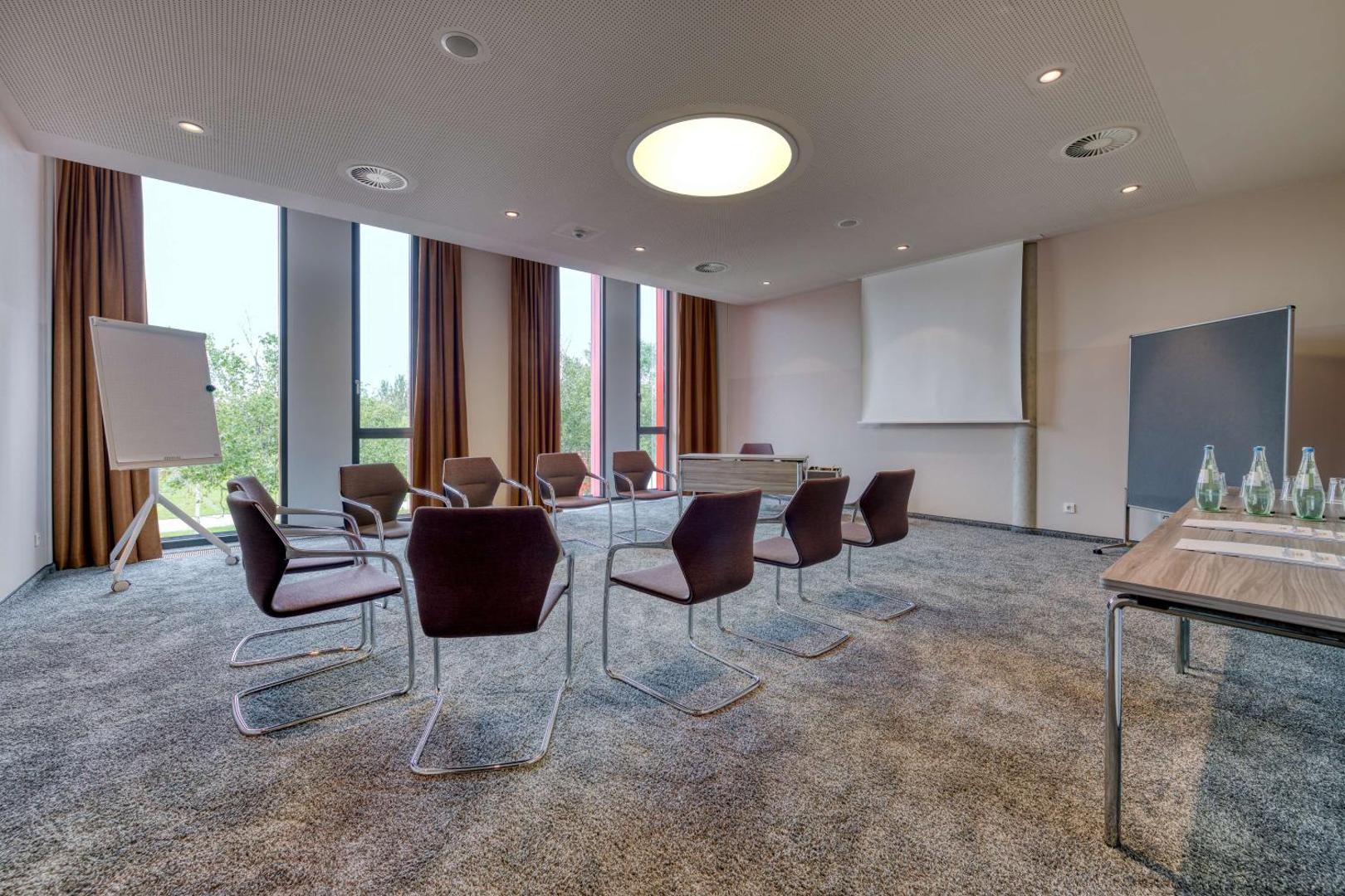 Hilton Garden Inn Stuttgart NeckarPark Hilton Garden Inn Stuttgart NeckarPark