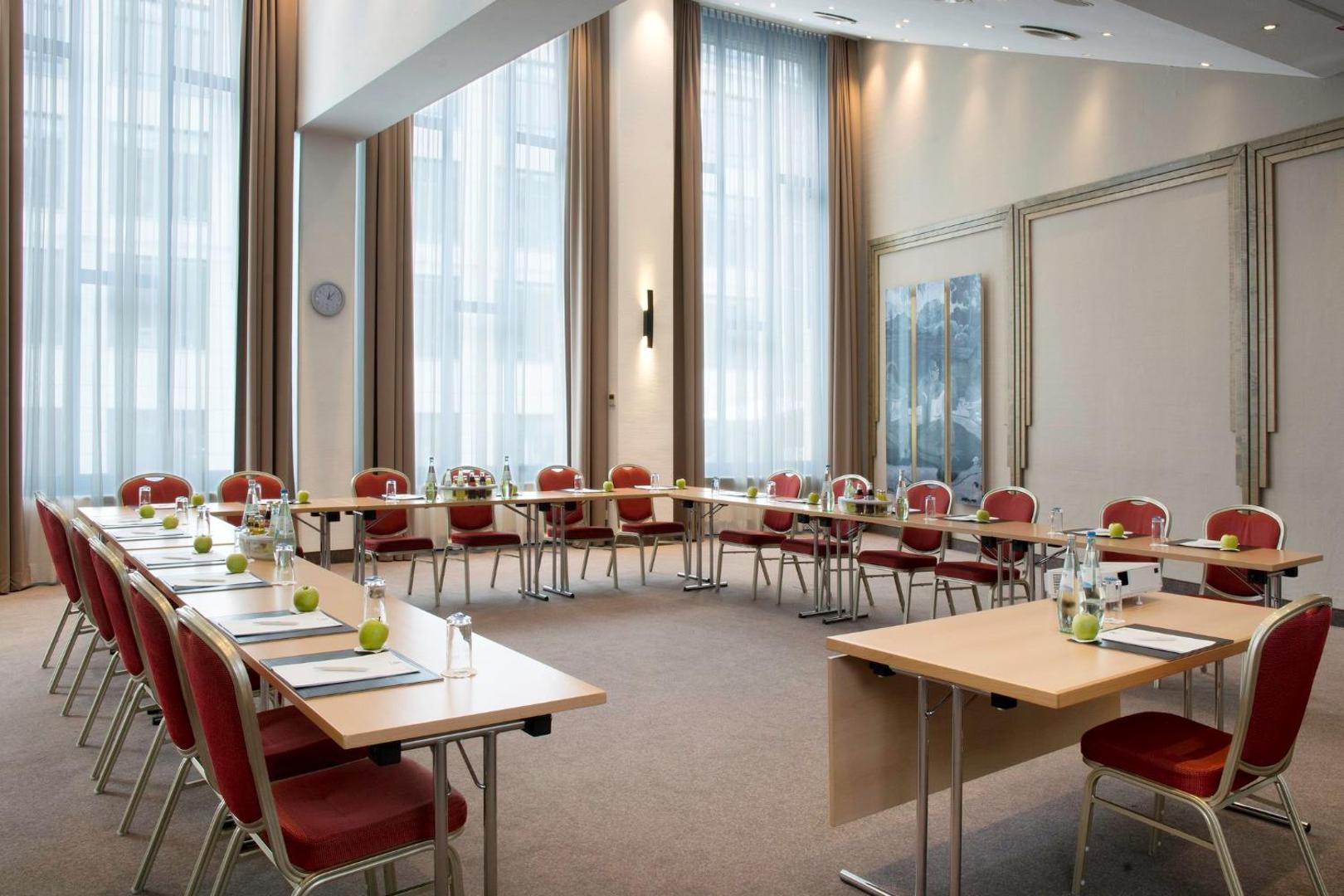 Holiday Inn Stuttgart Holiday Inn Stuttgart