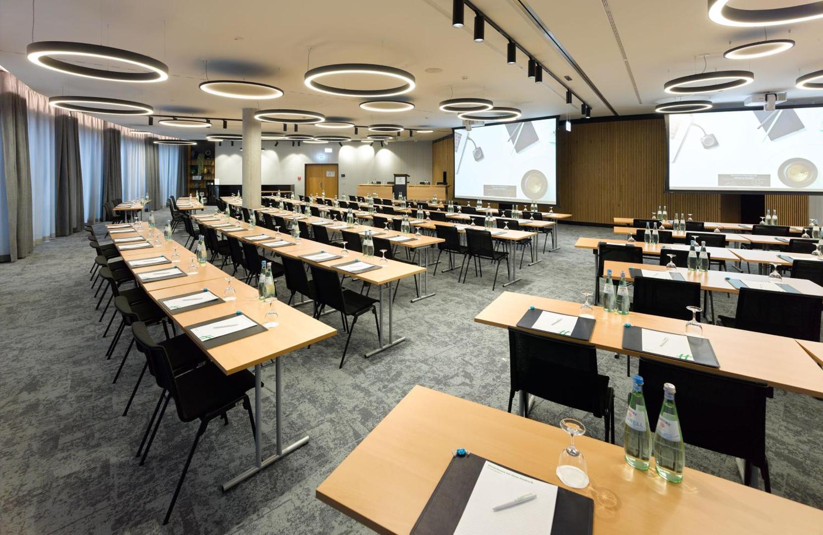 Holiday Inn Stuttgart Holiday Inn Stuttgart