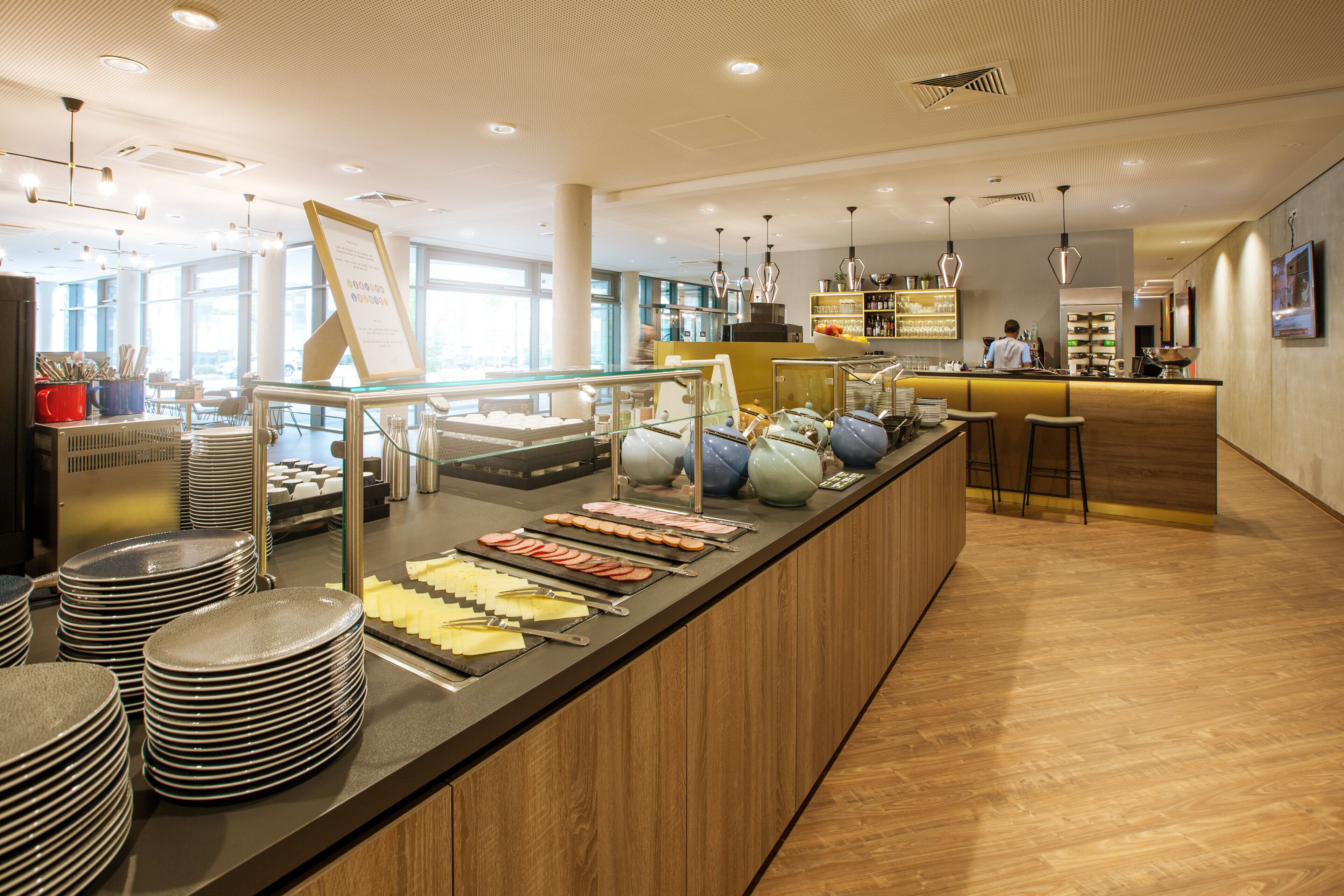 Holiday Inn - the niu, Mesh Stuttgart Messe Holiday Inn - the niu, Mesh Stuttgart Messe