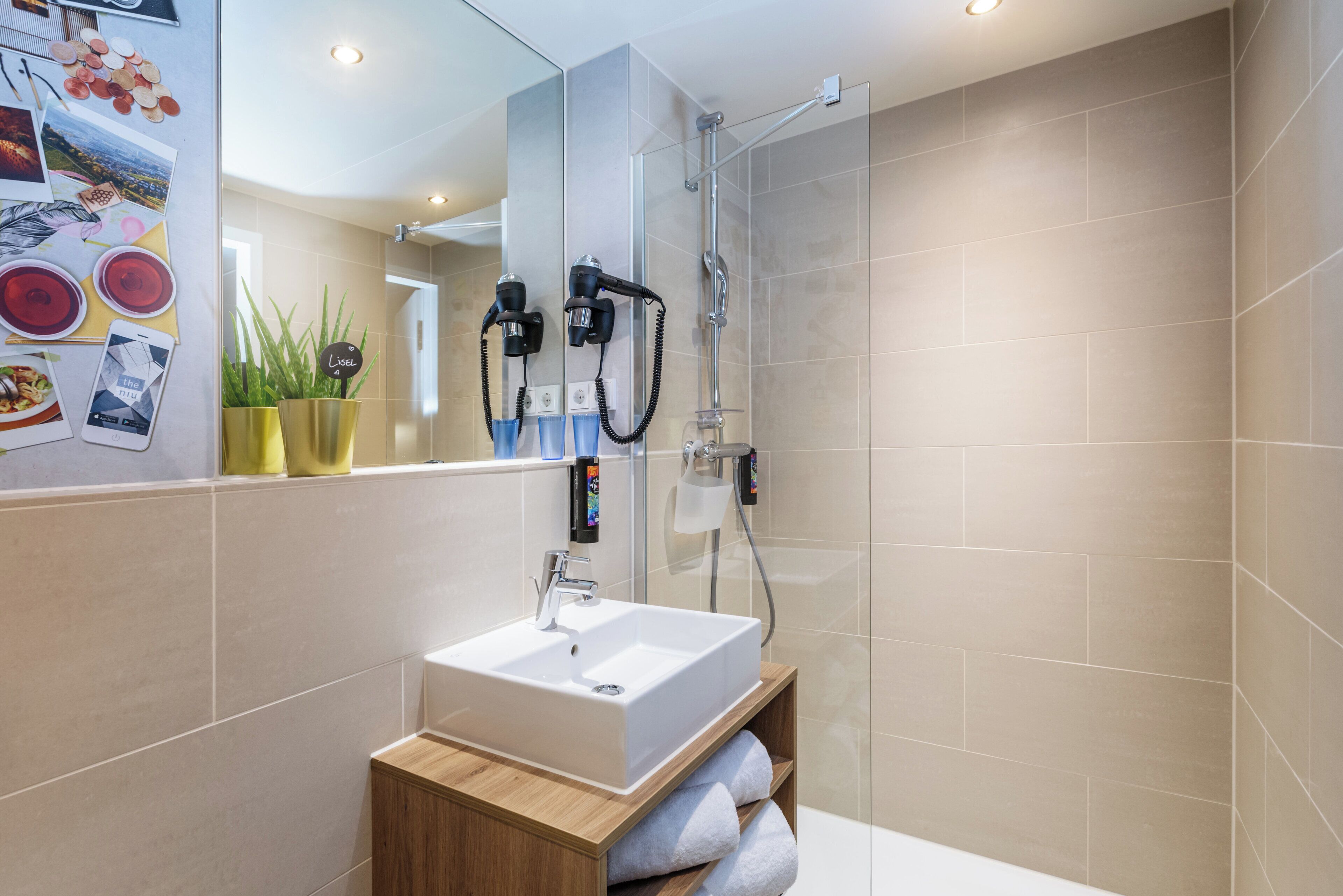Holiday Inn - the niu, Mesh Stuttgart Messe Holiday Inn - the niu, Mesh Stuttgart Messe