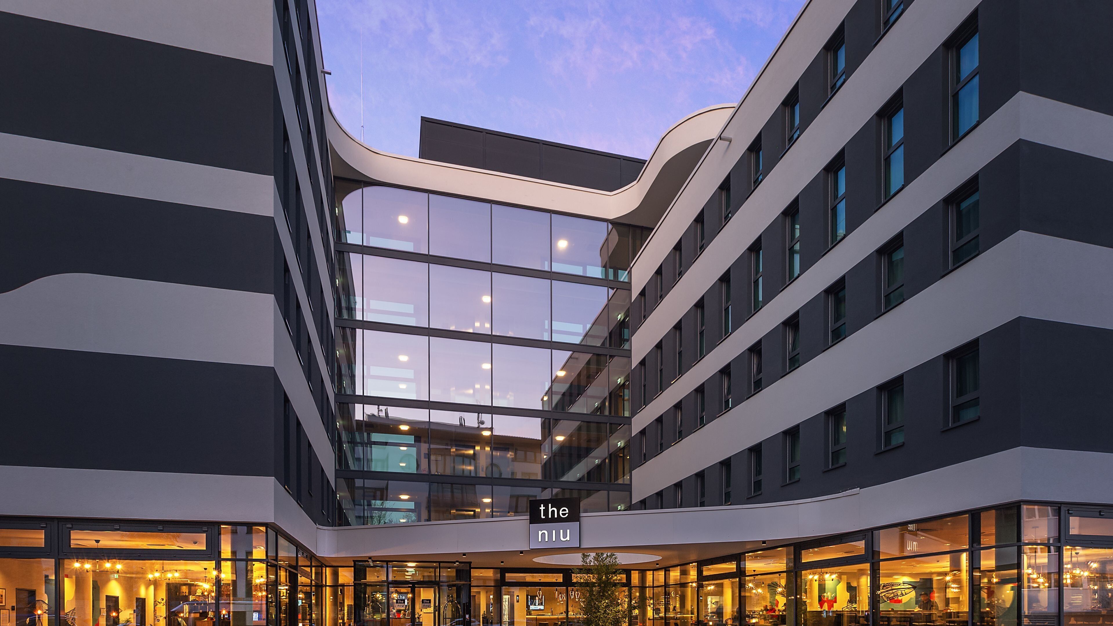 Holiday Inn - the niu, Mesh Stuttgart Messe Holiday Inn - the niu, Mesh Stuttgart Messe