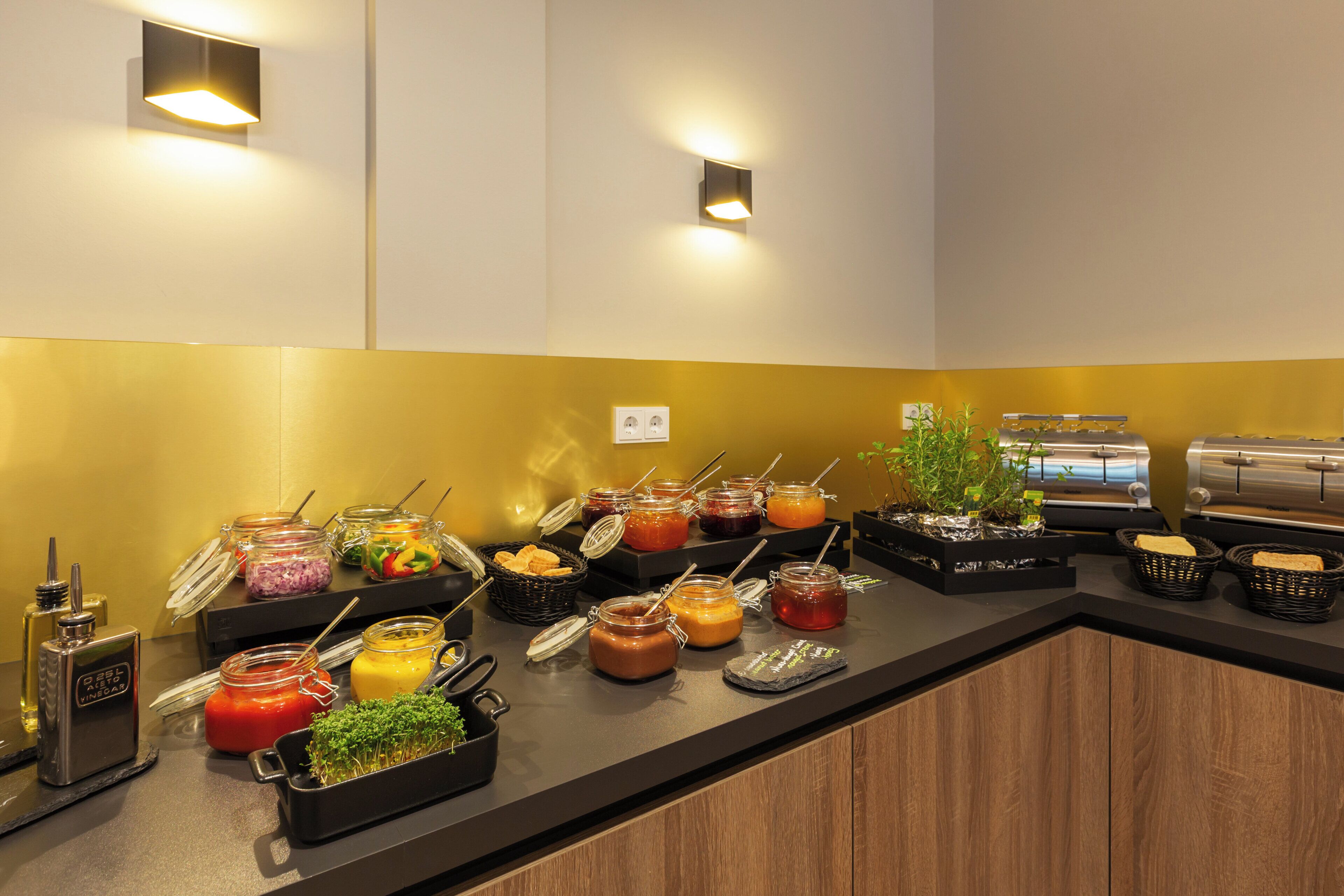 Holiday Inn - the niu, Mesh Stuttgart Messe Holiday Inn - the niu, Mesh Stuttgart Messe