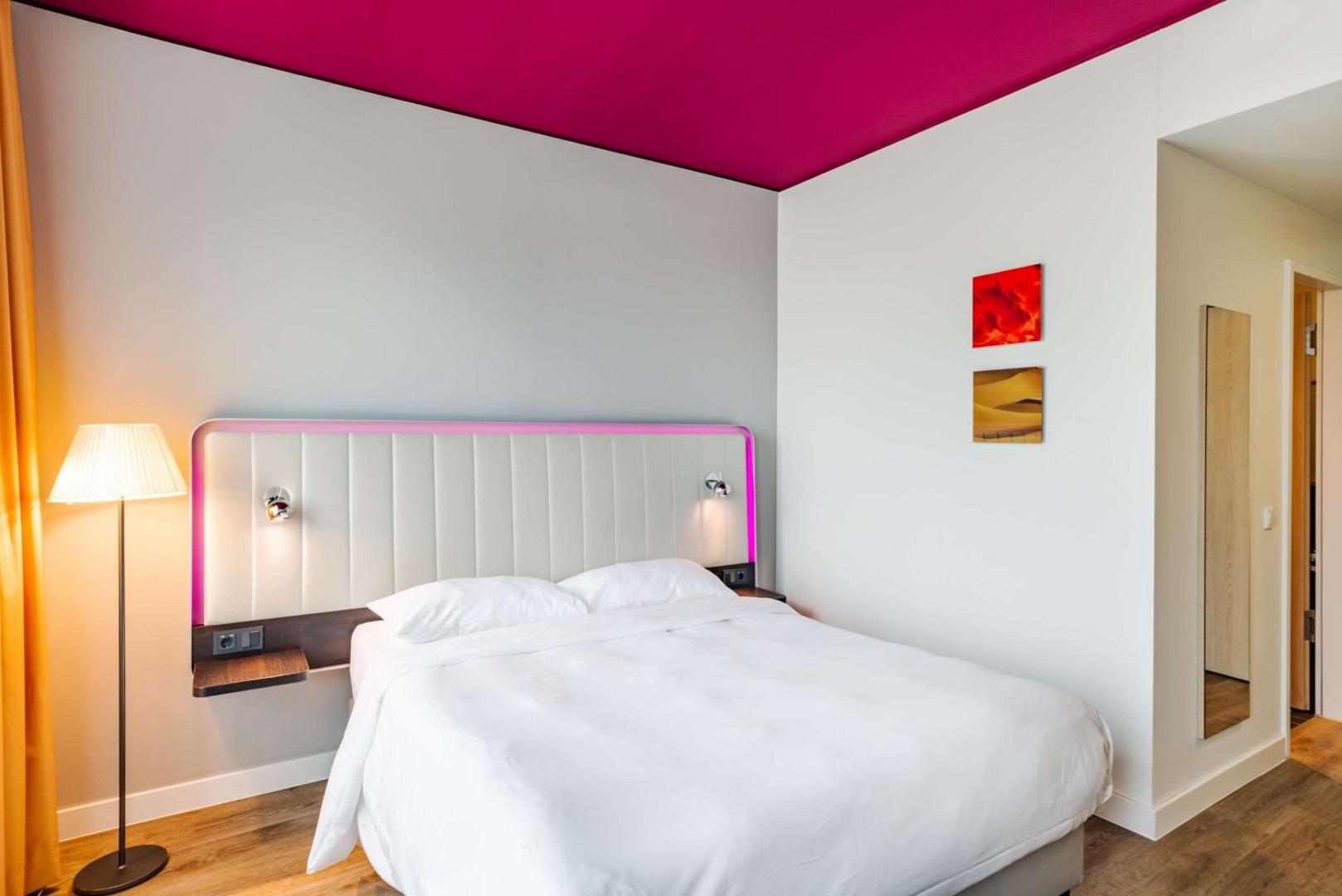 Park Inn by Radisson Stuttgart Park Inn by Radisson Stuttgart