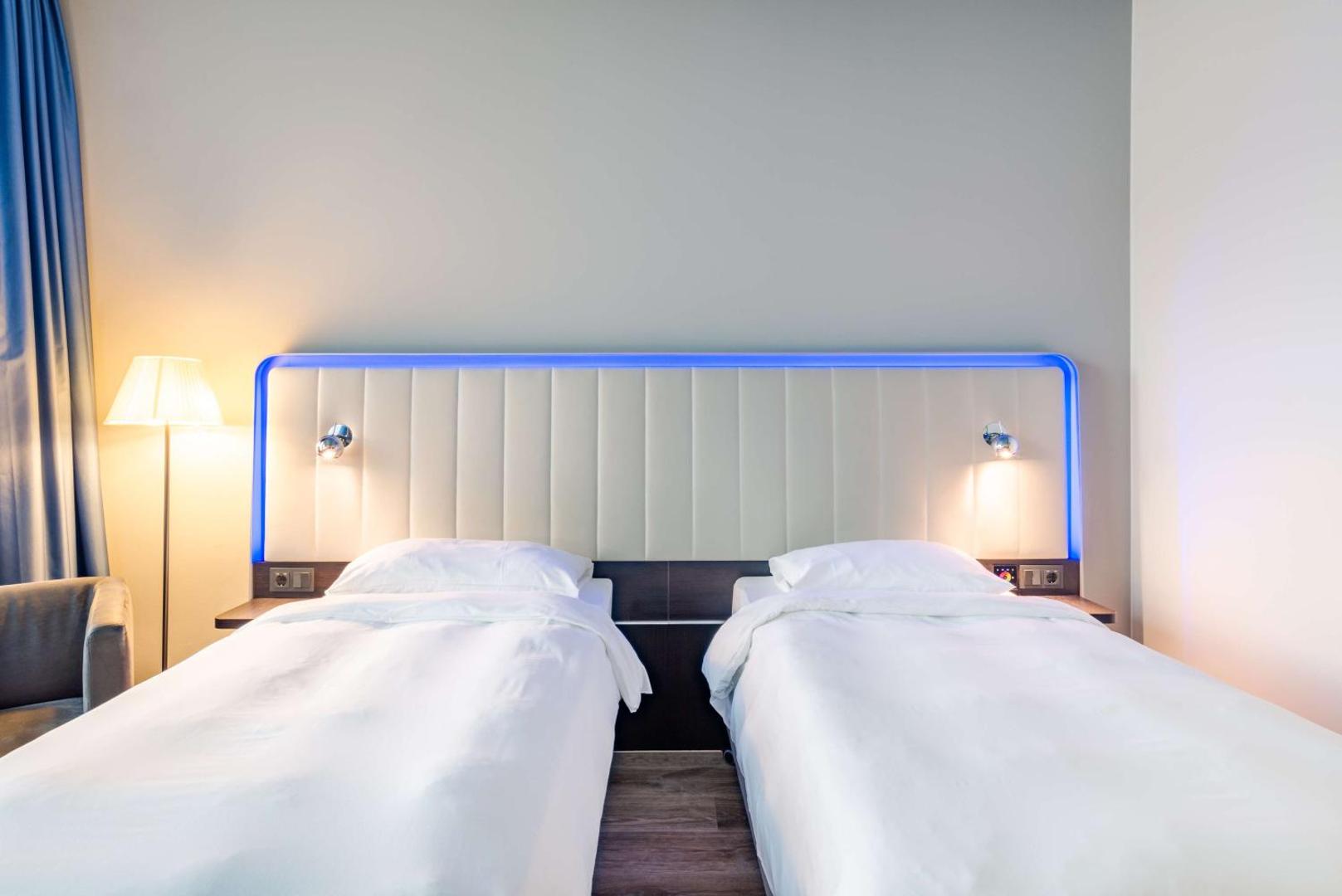 Park Inn by Radisson Stuttgart Park Inn by Radisson Stuttgart