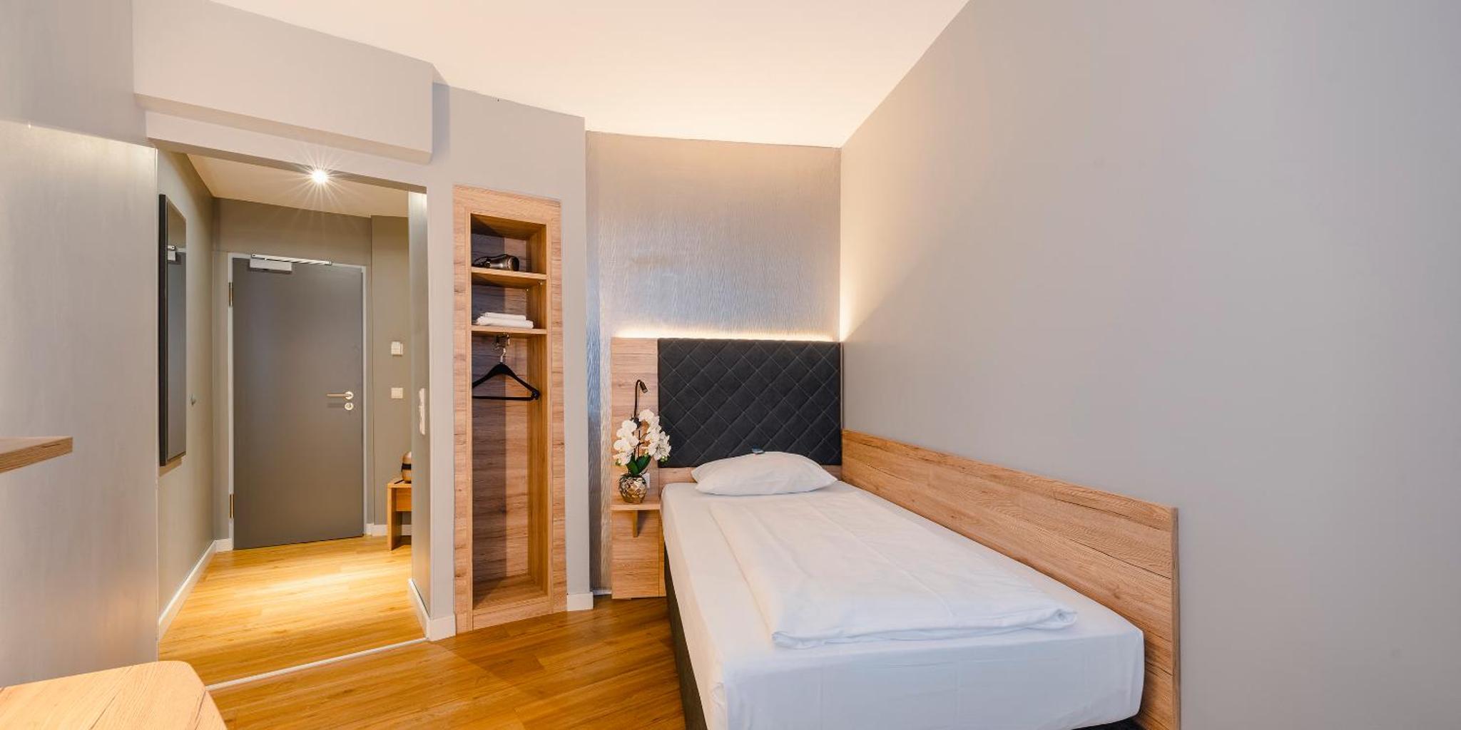 PLAZA INN Rieker Stuttgart Hauptbahnhof PLAZA INN Rieker Stuttgart Hauptbahnhof