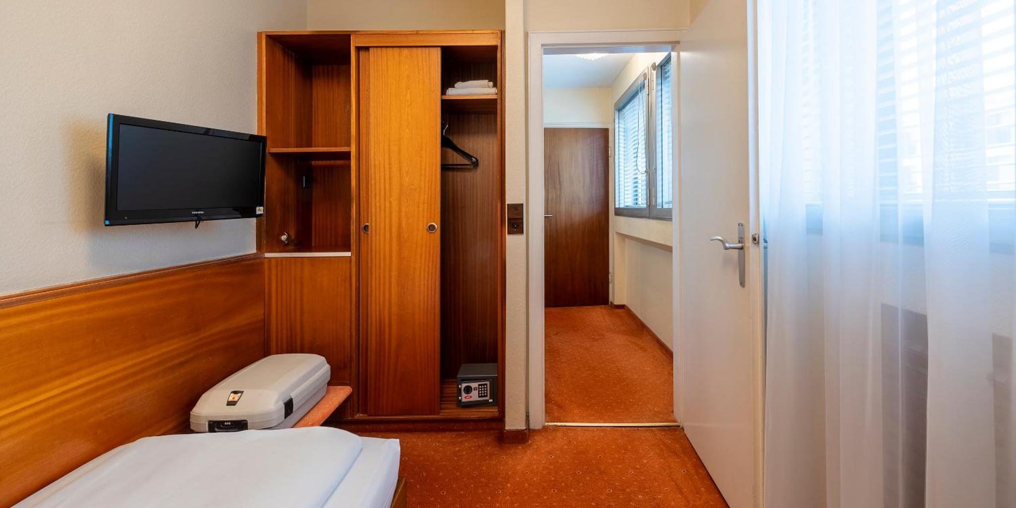 PLAZA INN Rieker Stuttgart Hauptbahnhof PLAZA INN Rieker Stuttgart Hauptbahnhof