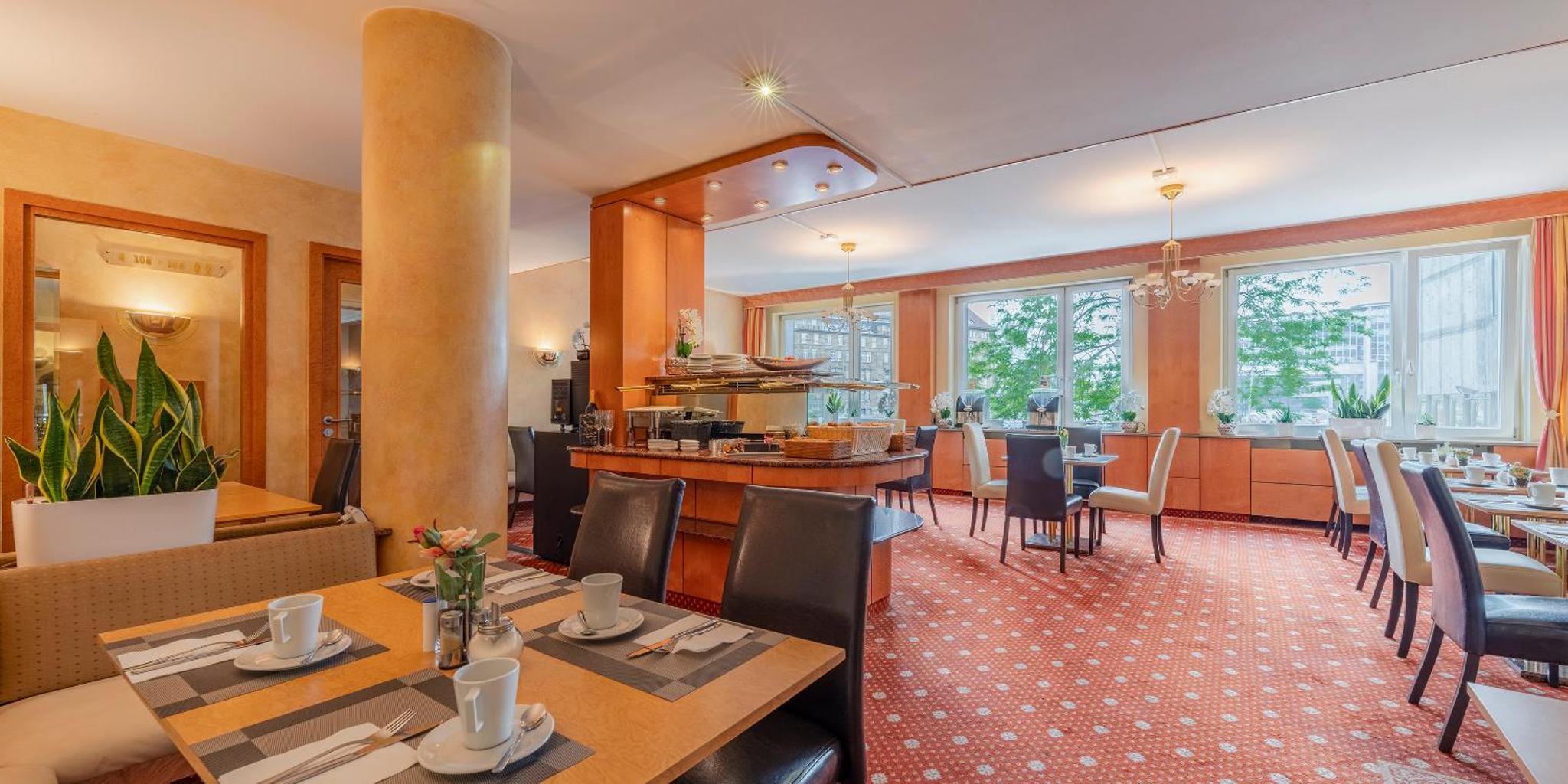 PLAZA INN Rieker Stuttgart Hauptbahnhof PLAZA INN Rieker Stuttgart Hauptbahnhof