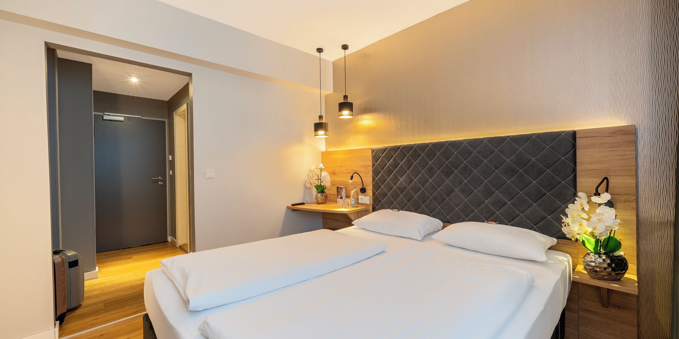 PLAZA INN Rieker Stuttgart Hauptbahnhof PLAZA INN Rieker Stuttgart Hauptbahnhof