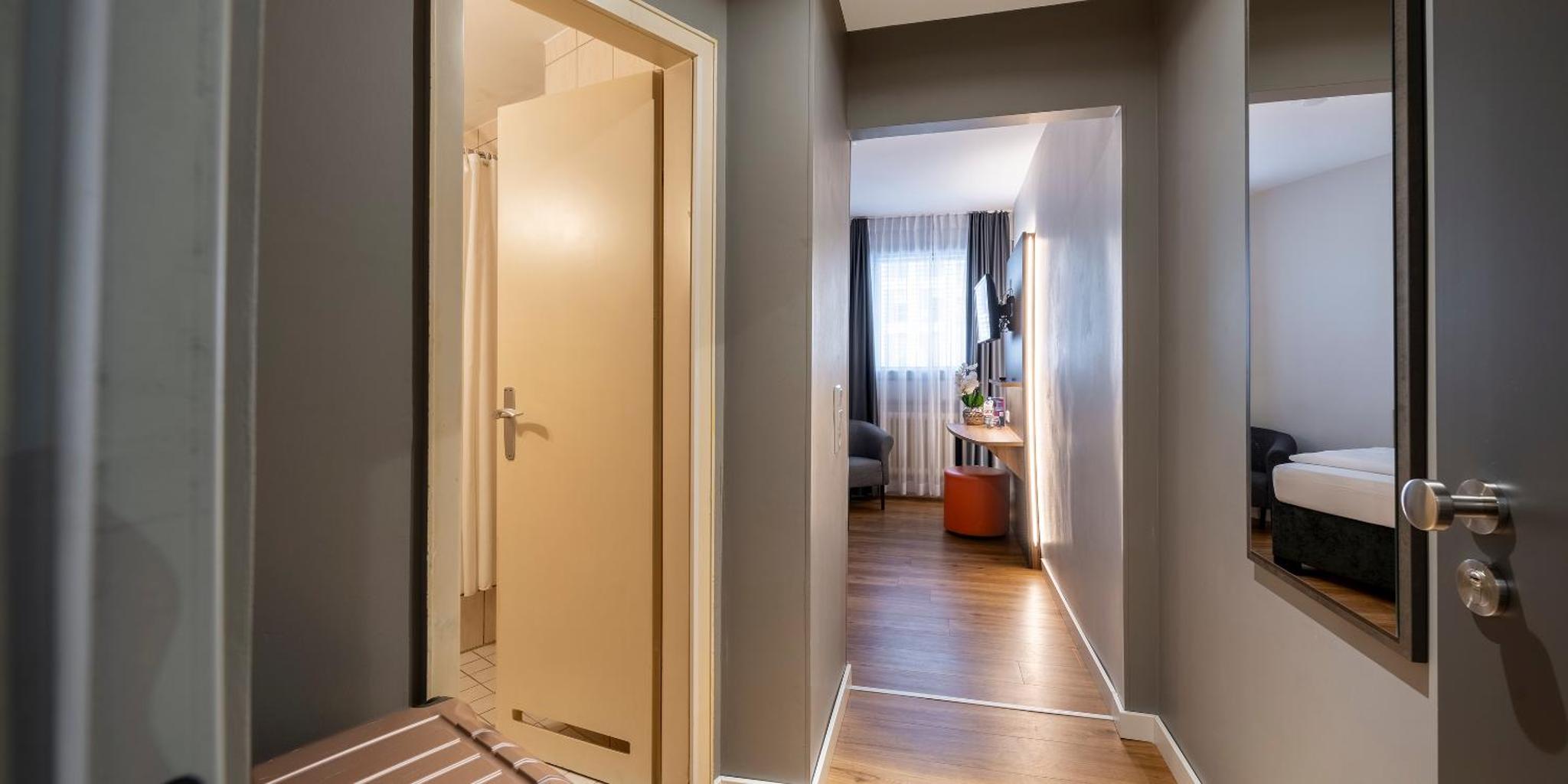 PLAZA INN Rieker Stuttgart Hauptbahnhof PLAZA INN Rieker Stuttgart Hauptbahnhof