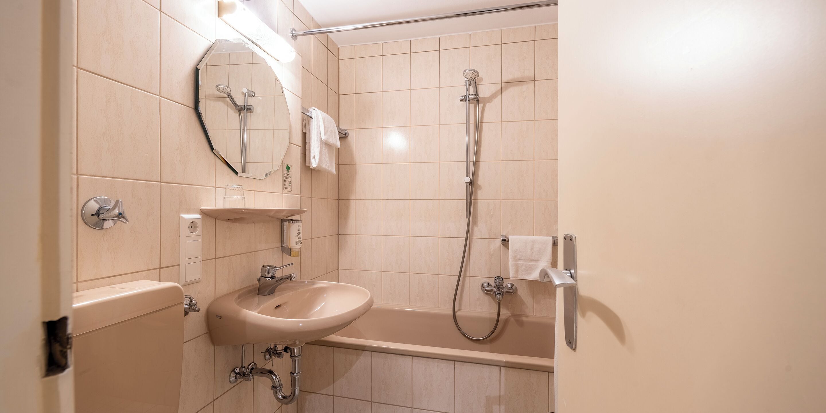 PLAZA INN Rieker Stuttgart Hauptbahnhof PLAZA INN Rieker Stuttgart Hauptbahnhof