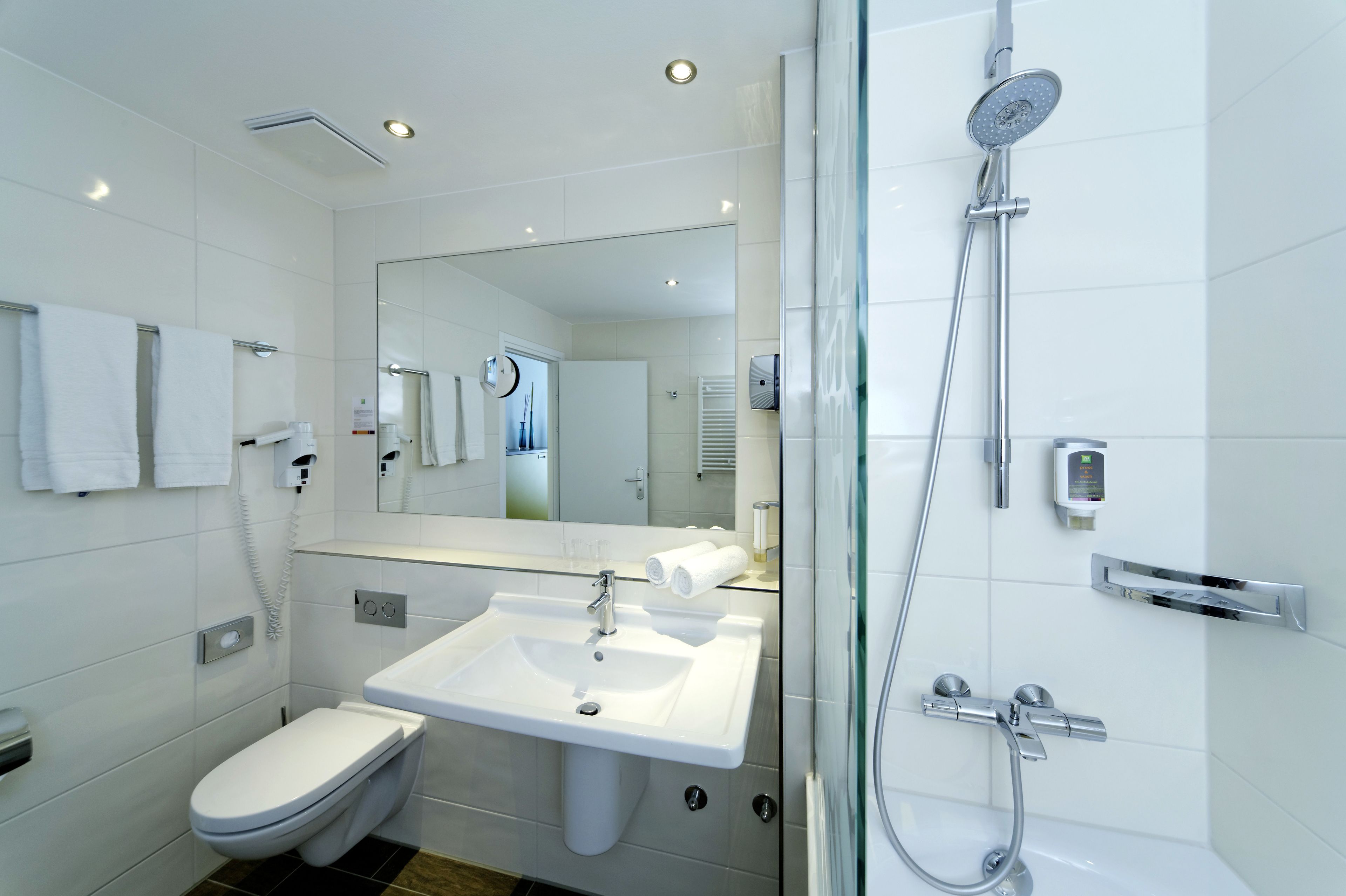 Premier Inn Stuttgart Bad Cannstatt Hotel Premier Inn Stuttgart Bad Cannstatt Hotel