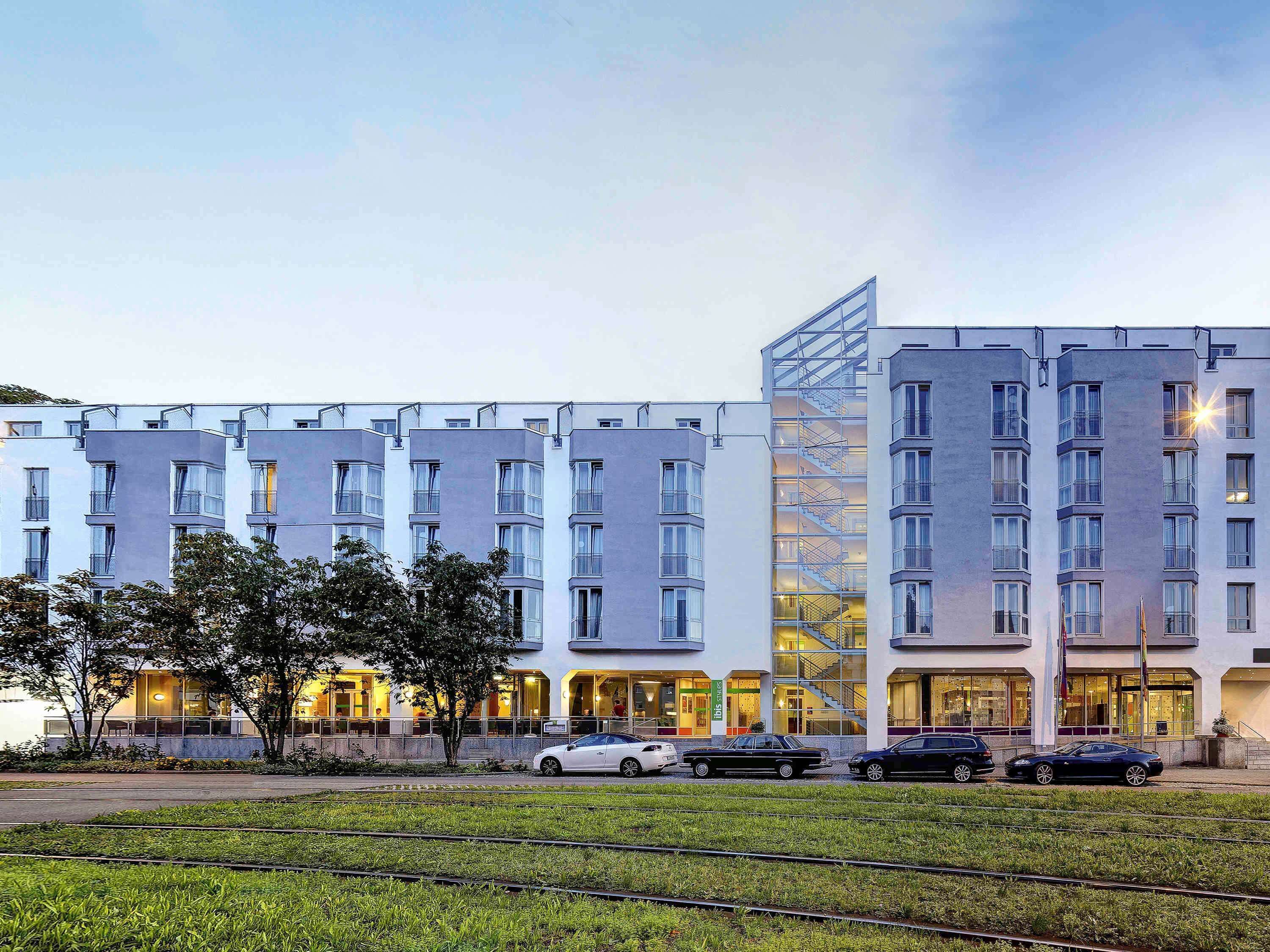 Premier Inn Stuttgart Bad Cannstatt Hotel Premier Inn Stuttgart Bad Cannstatt Hotel