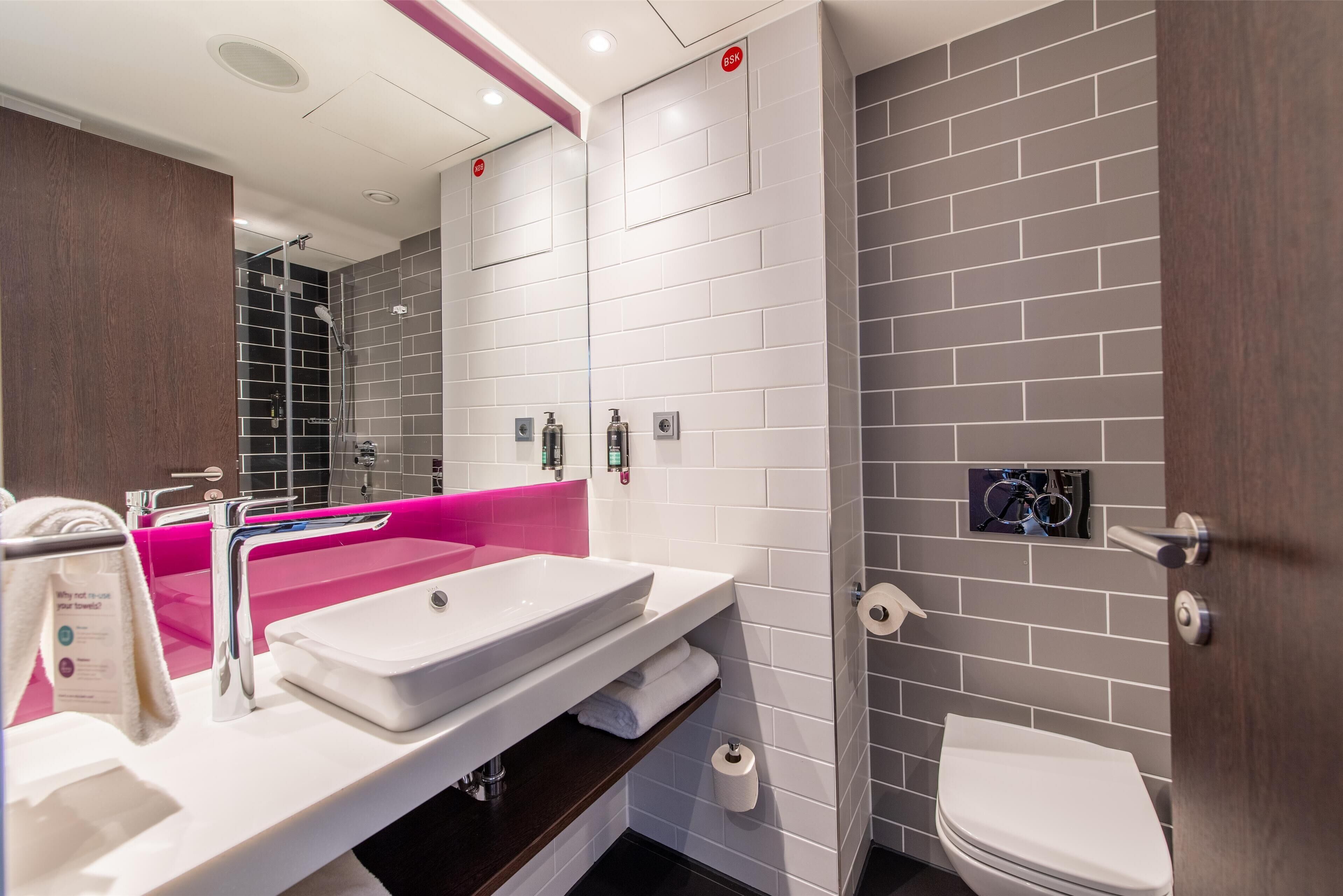 Premier Inn Stuttgart City Centre Hotel Premier Inn Stuttgart City Centre Hotel