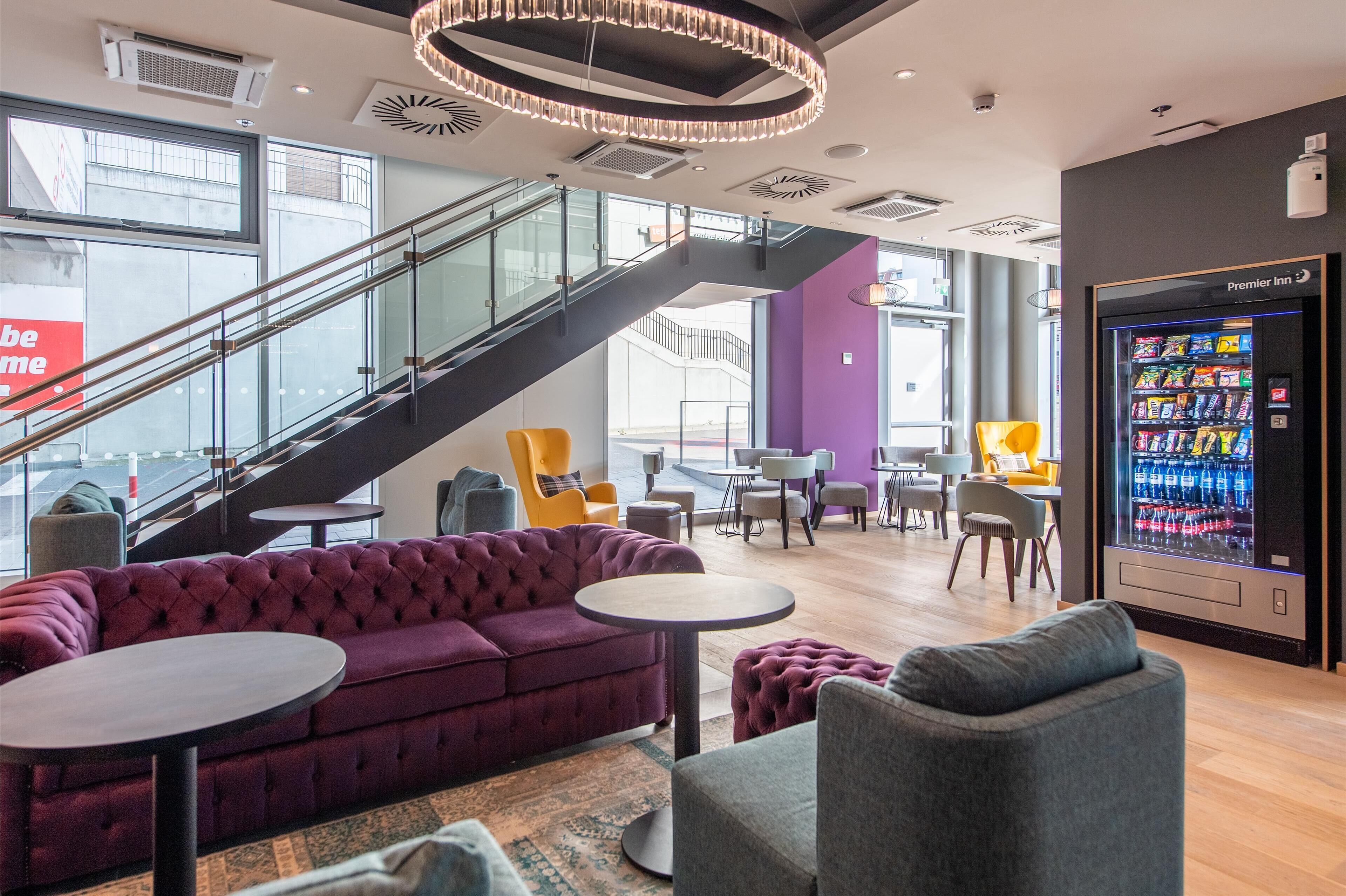 Premier Inn Stuttgart City Centre Hotel Premier Inn Stuttgart City Centre Hotel
