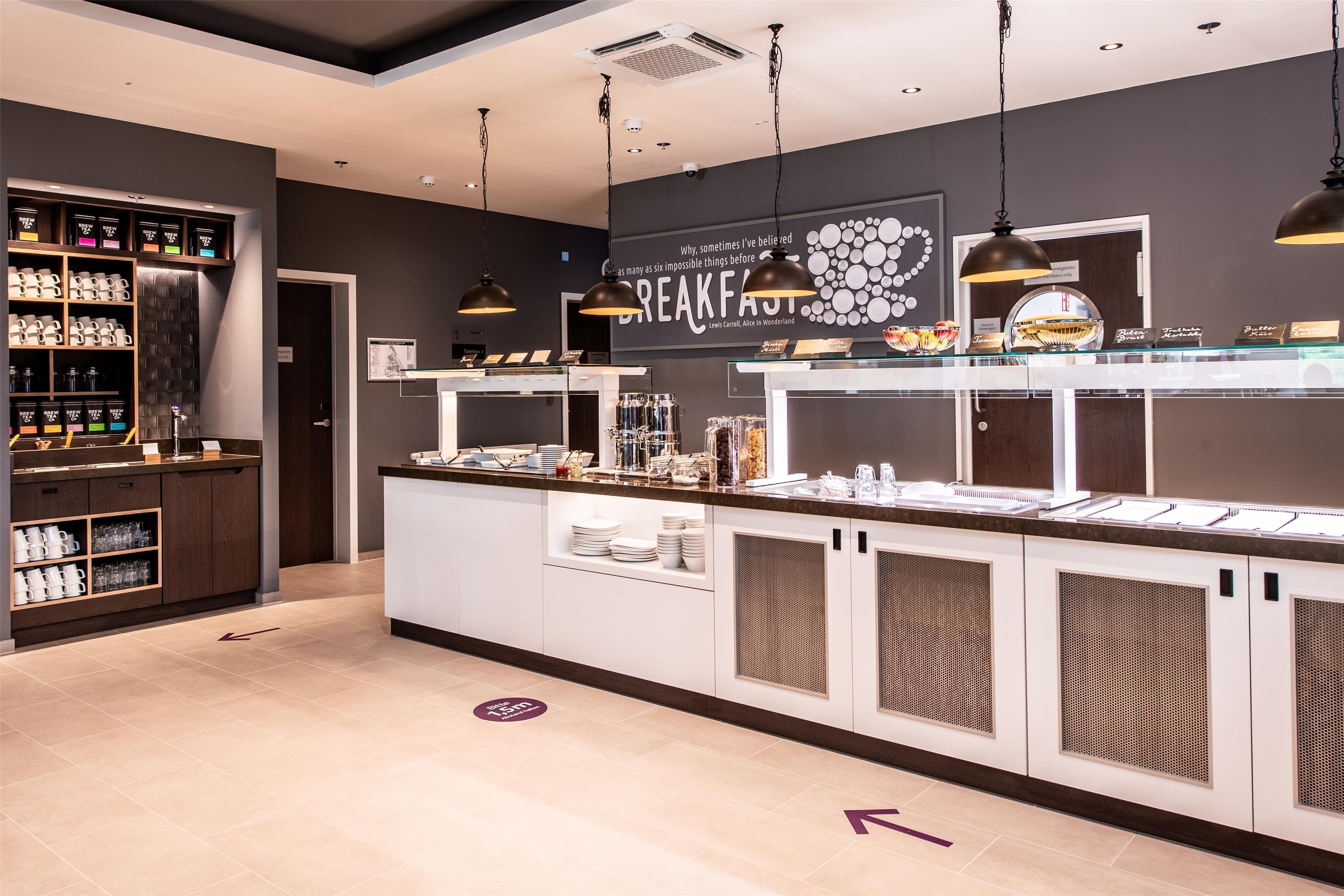 Premier Inn Stuttgart City Centre Hotel Premier Inn Stuttgart City Centre Hotel