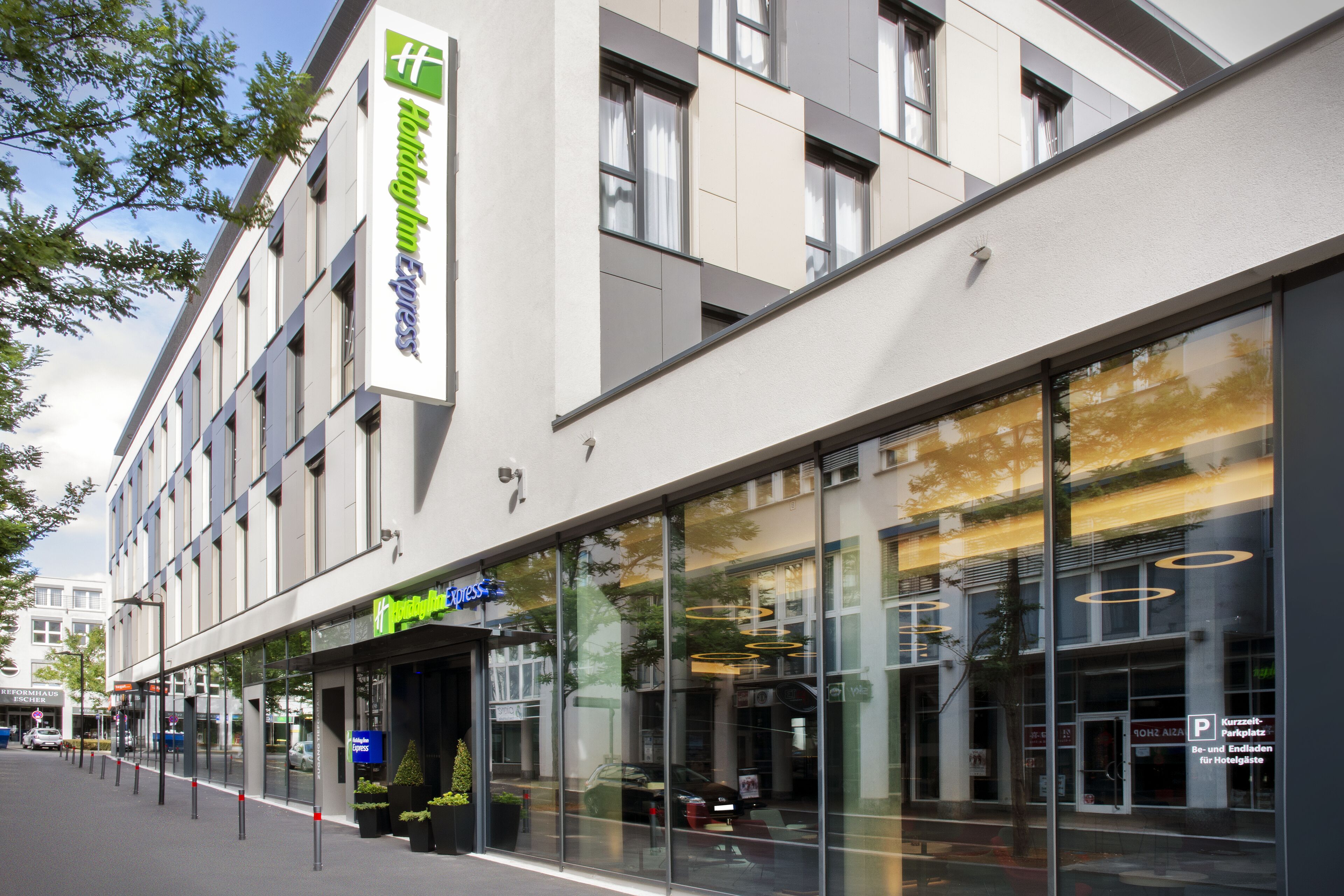 Holiday Inn Express Stuttgart - Waiblingen Holiday Inn Express Stuttgart - Waiblingen