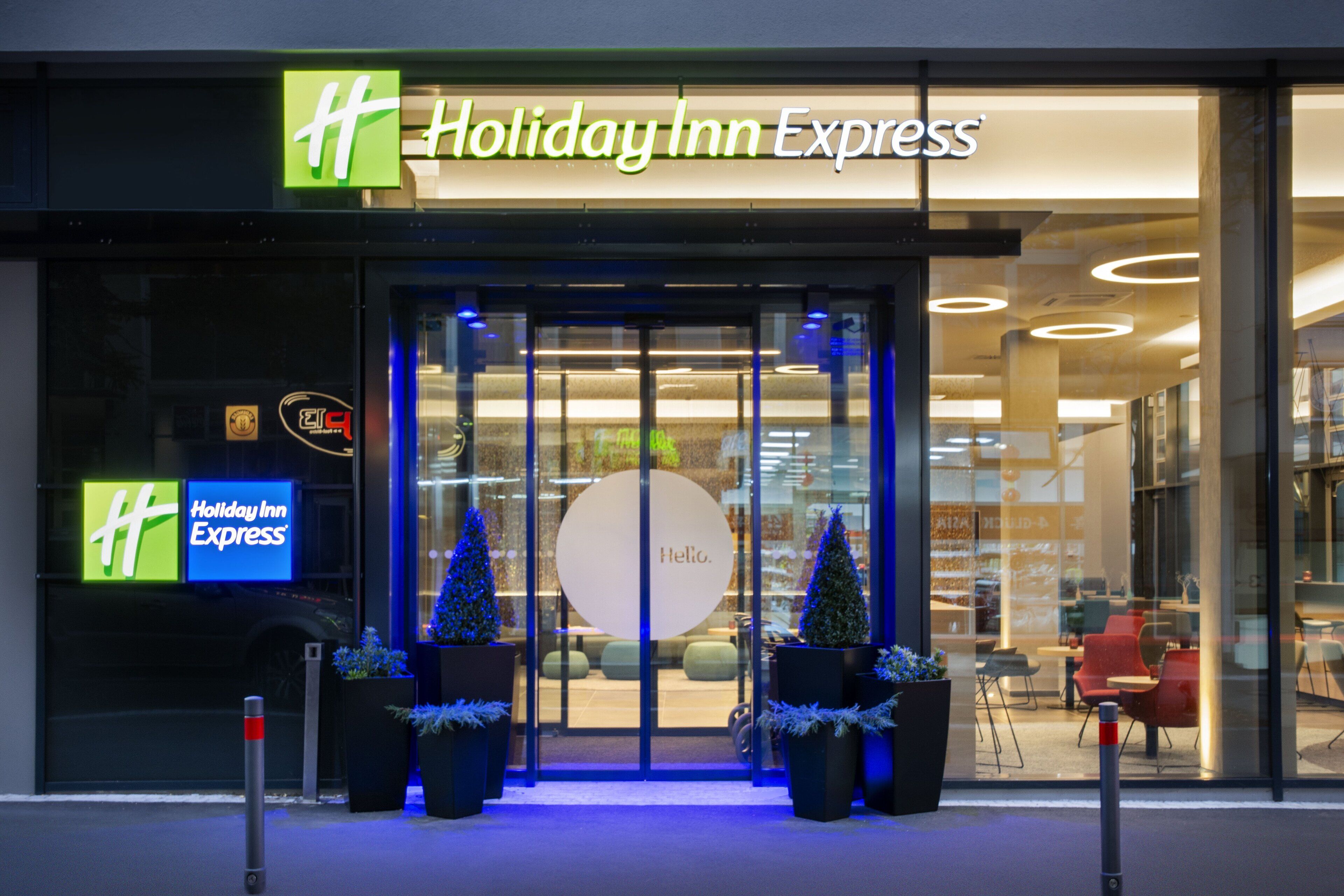 Holiday Inn Express Stuttgart - Waiblingen Holiday Inn Express Stuttgart - Waiblingen