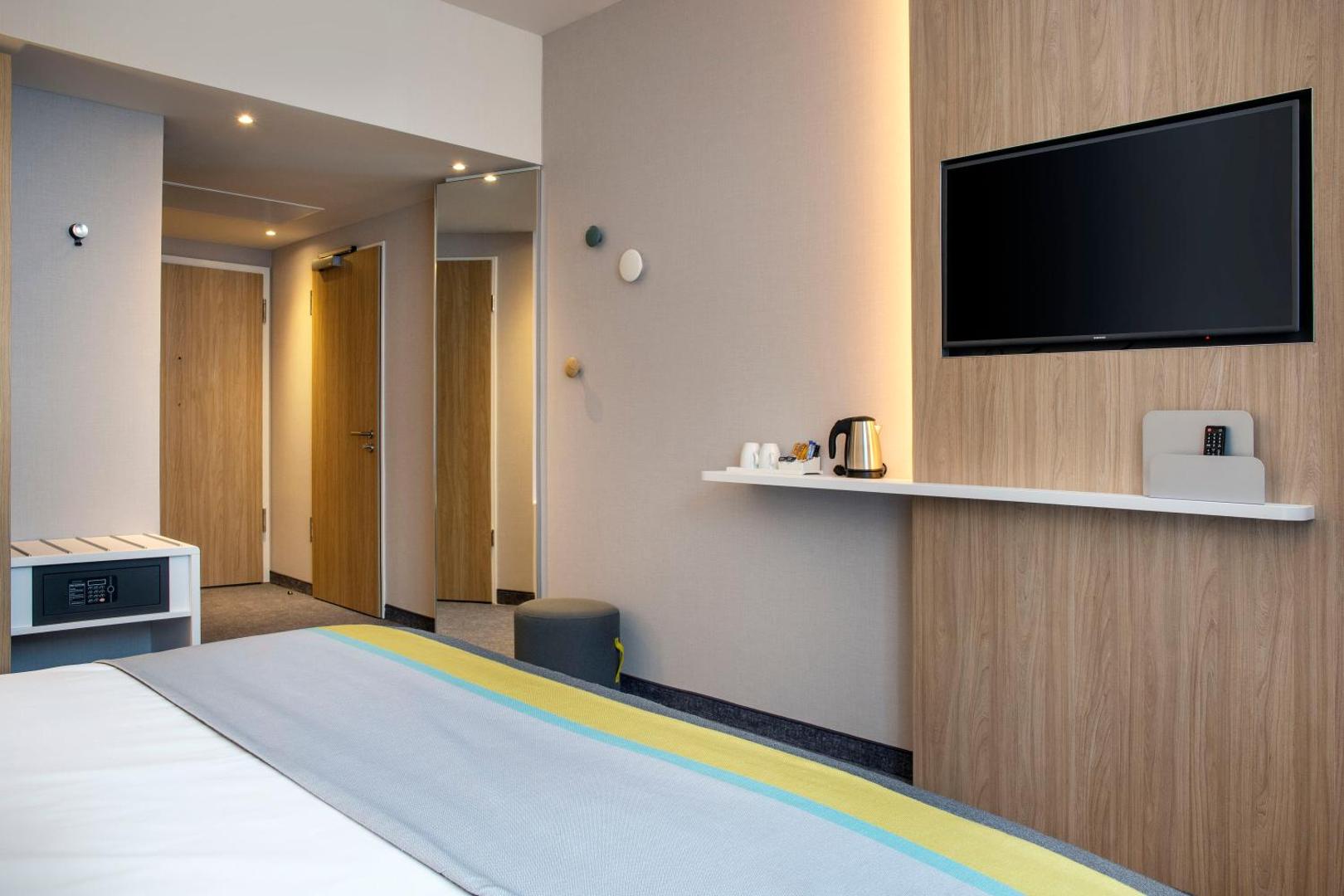 Holiday Inn Express Stuttgart - Waiblingen Holiday Inn Express Stuttgart - Waiblingen