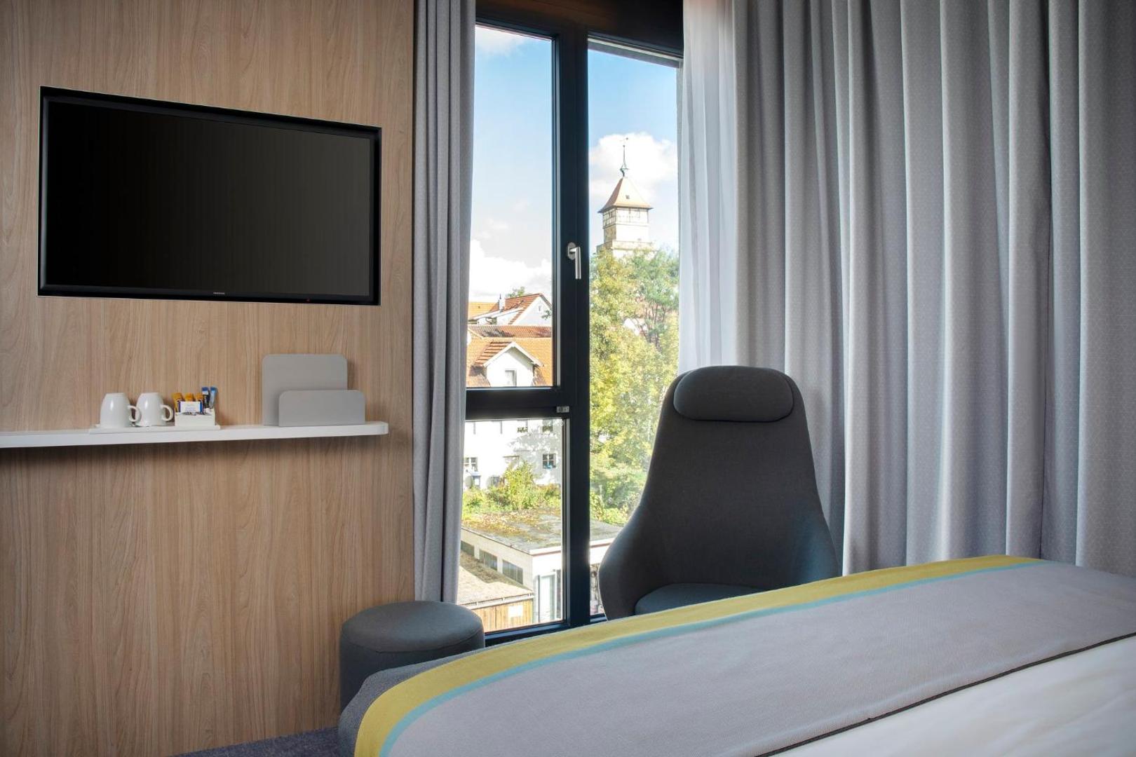 Holiday Inn Express Stuttgart - Waiblingen Holiday Inn Express Stuttgart - Waiblingen