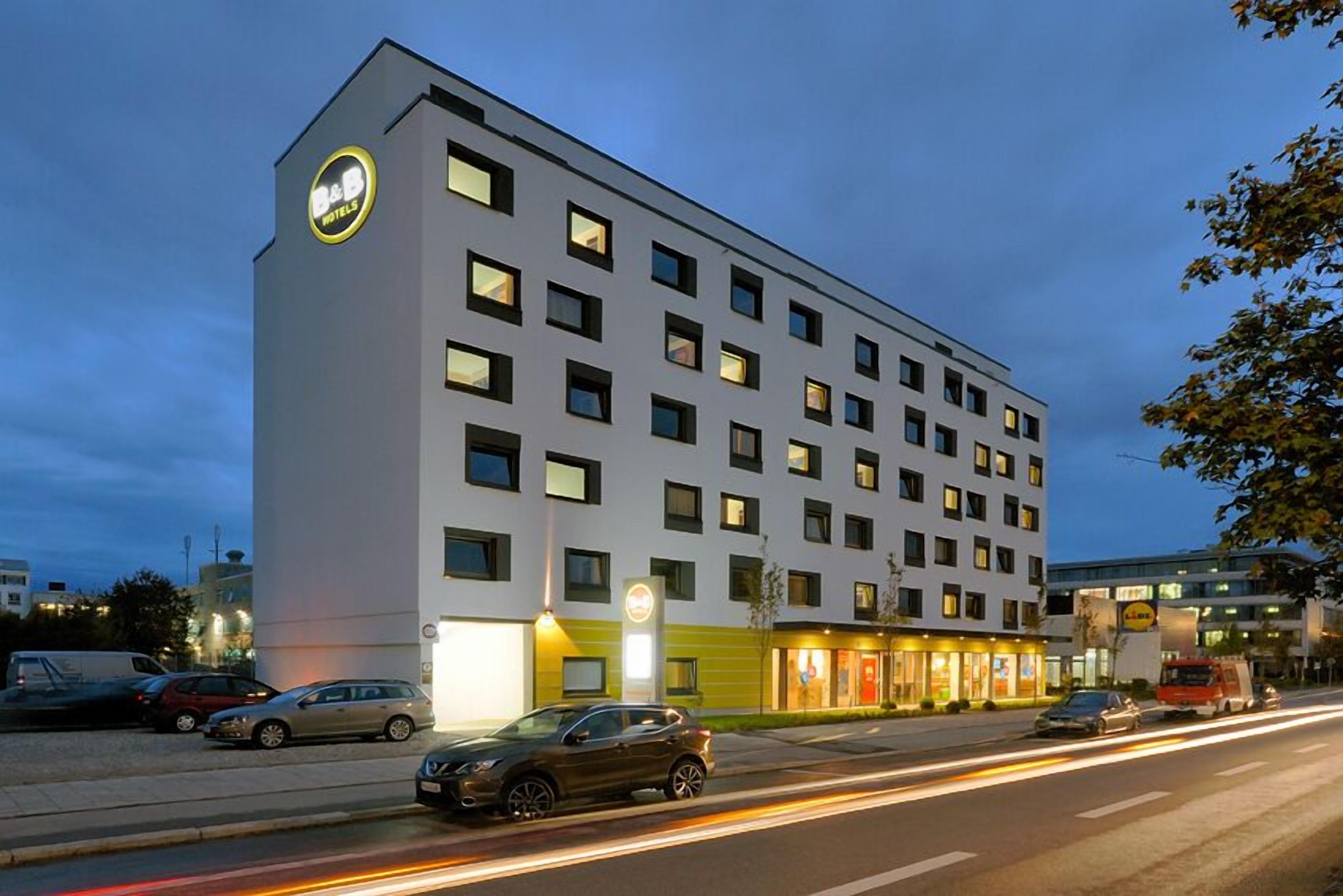 B&B Hotel München City-West B&B Hotel München City-West