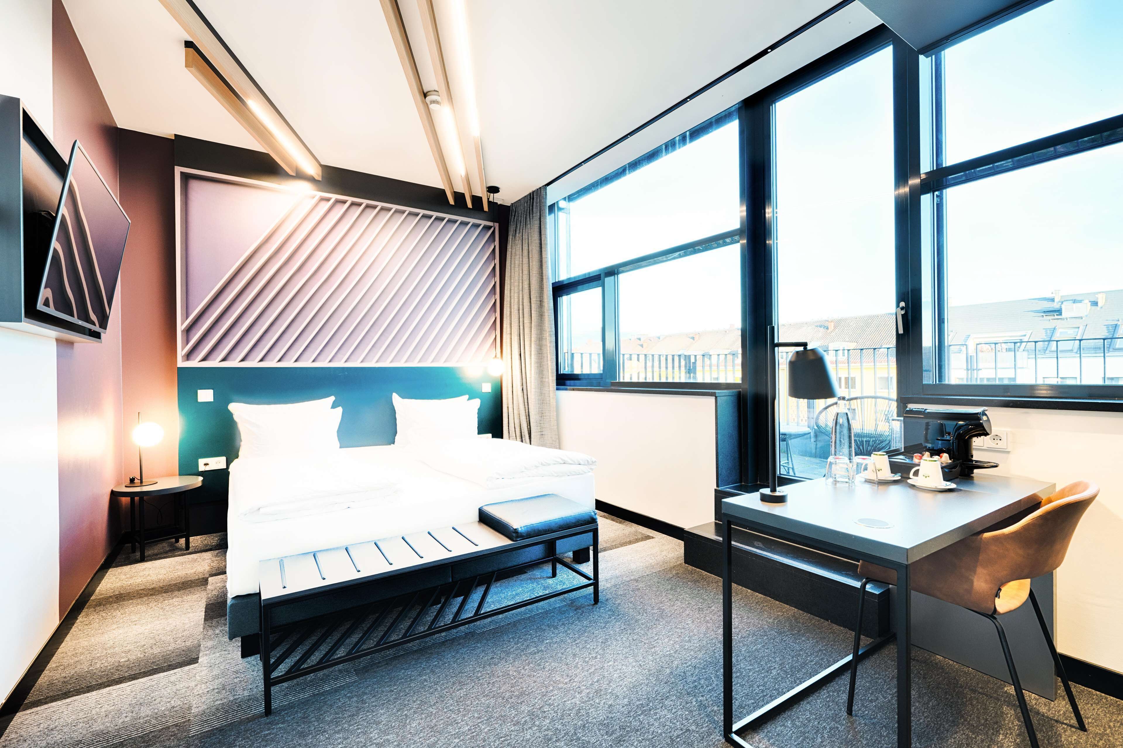 B&B Hotel München-Moosach B&B Hotel München-Moosach