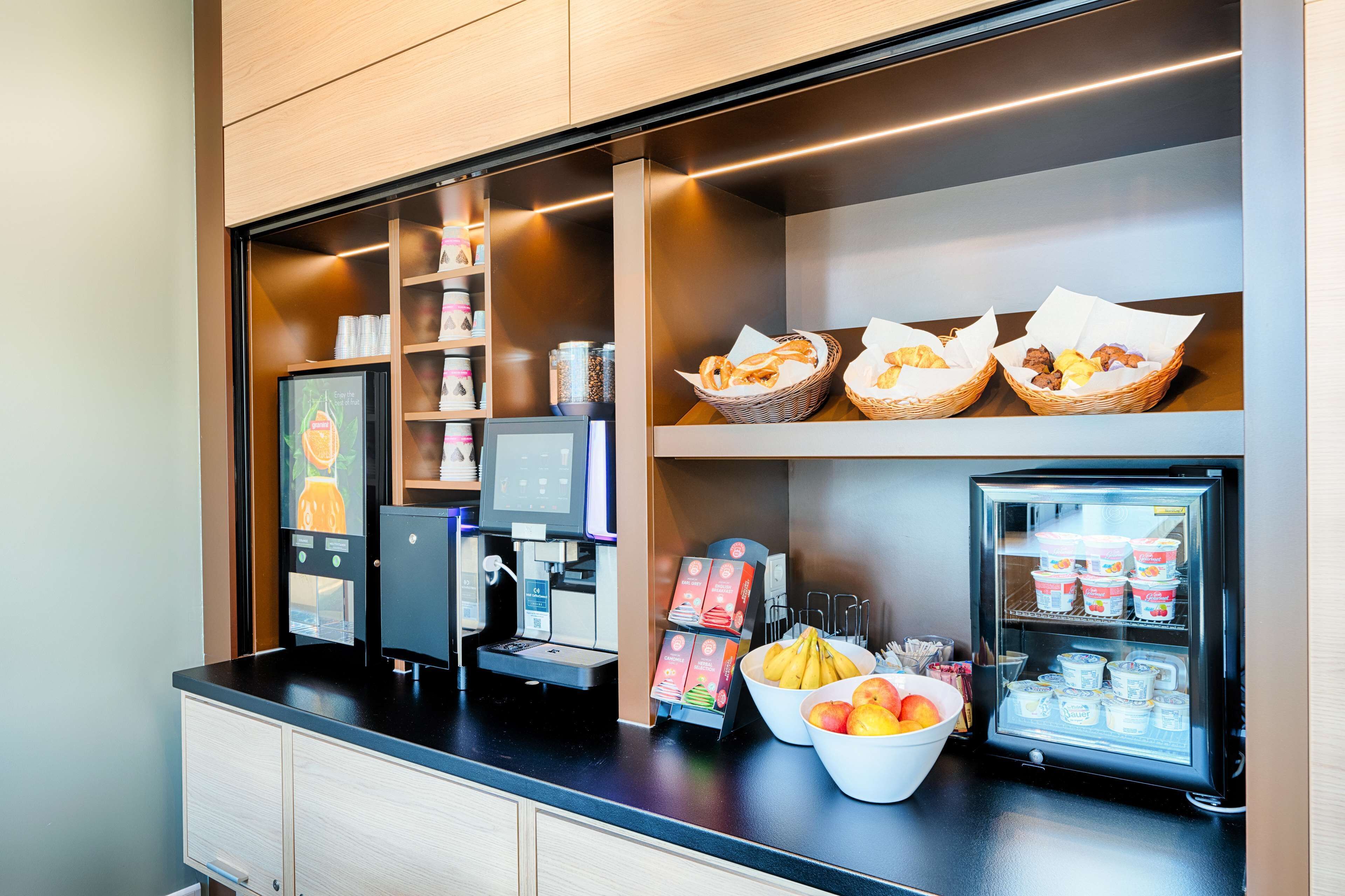 B&B Hotel München-Moosach B&B Hotel München-Moosach
