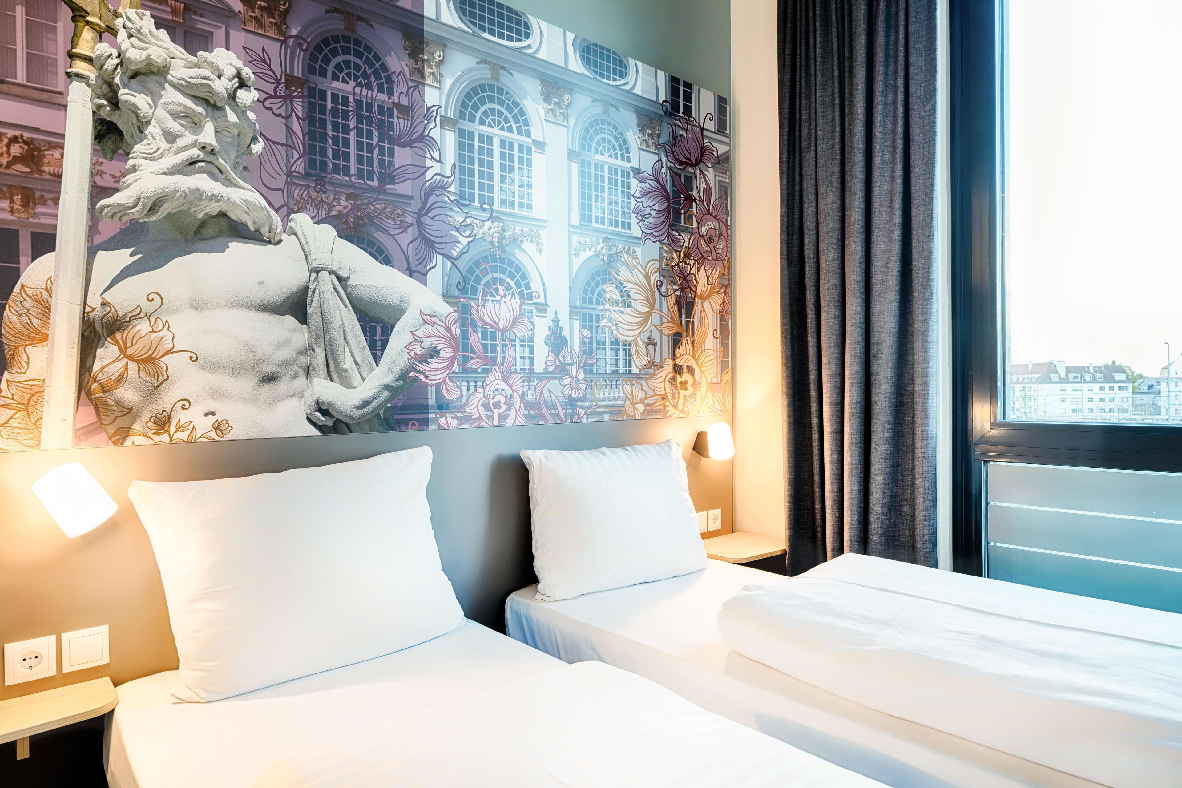 B&B Hotel München-Moosach B&B Hotel München-Moosach