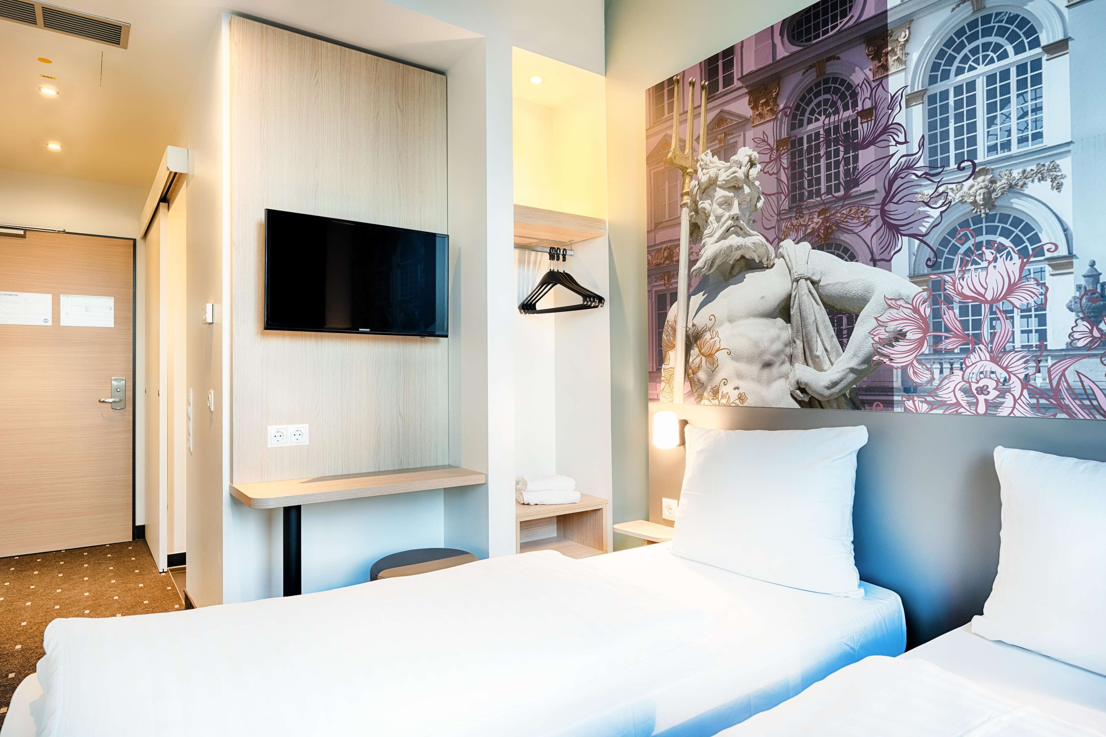 B&B Hotel München-Moosach B&B Hotel München-Moosach