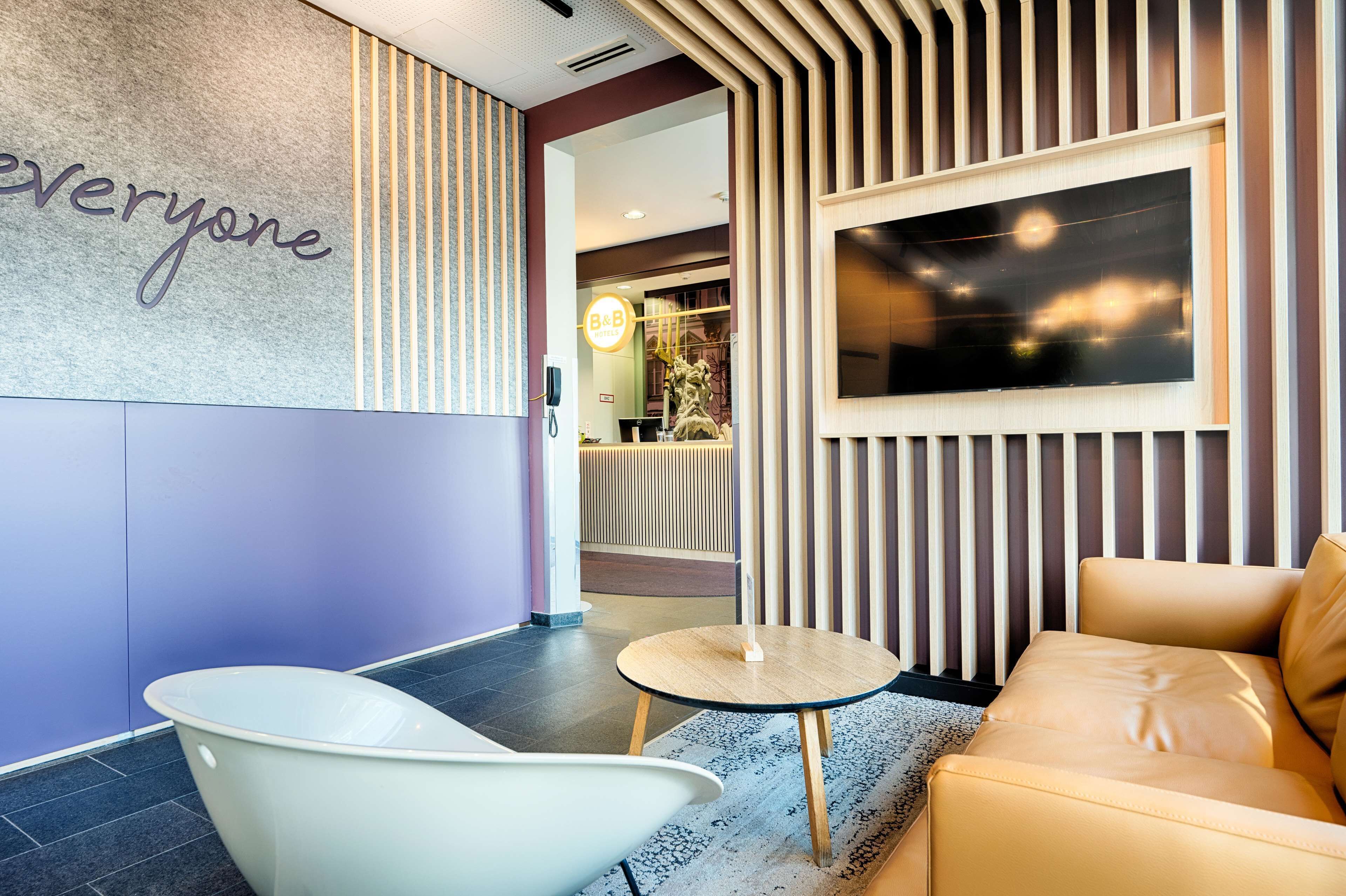 B&B Hotel München-Moosach B&B Hotel München-Moosach