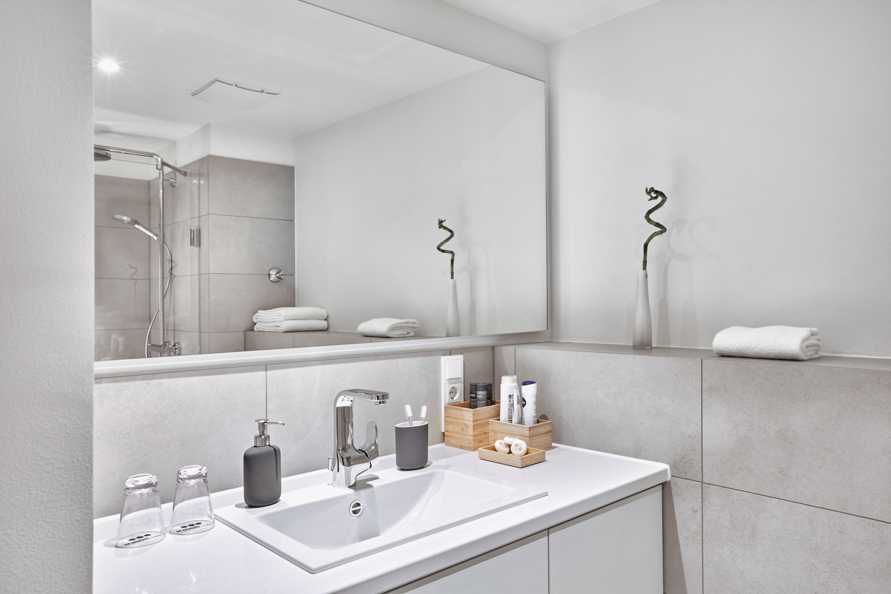 H.ome Serviced Apartments München H.ome Serviced Apartments München