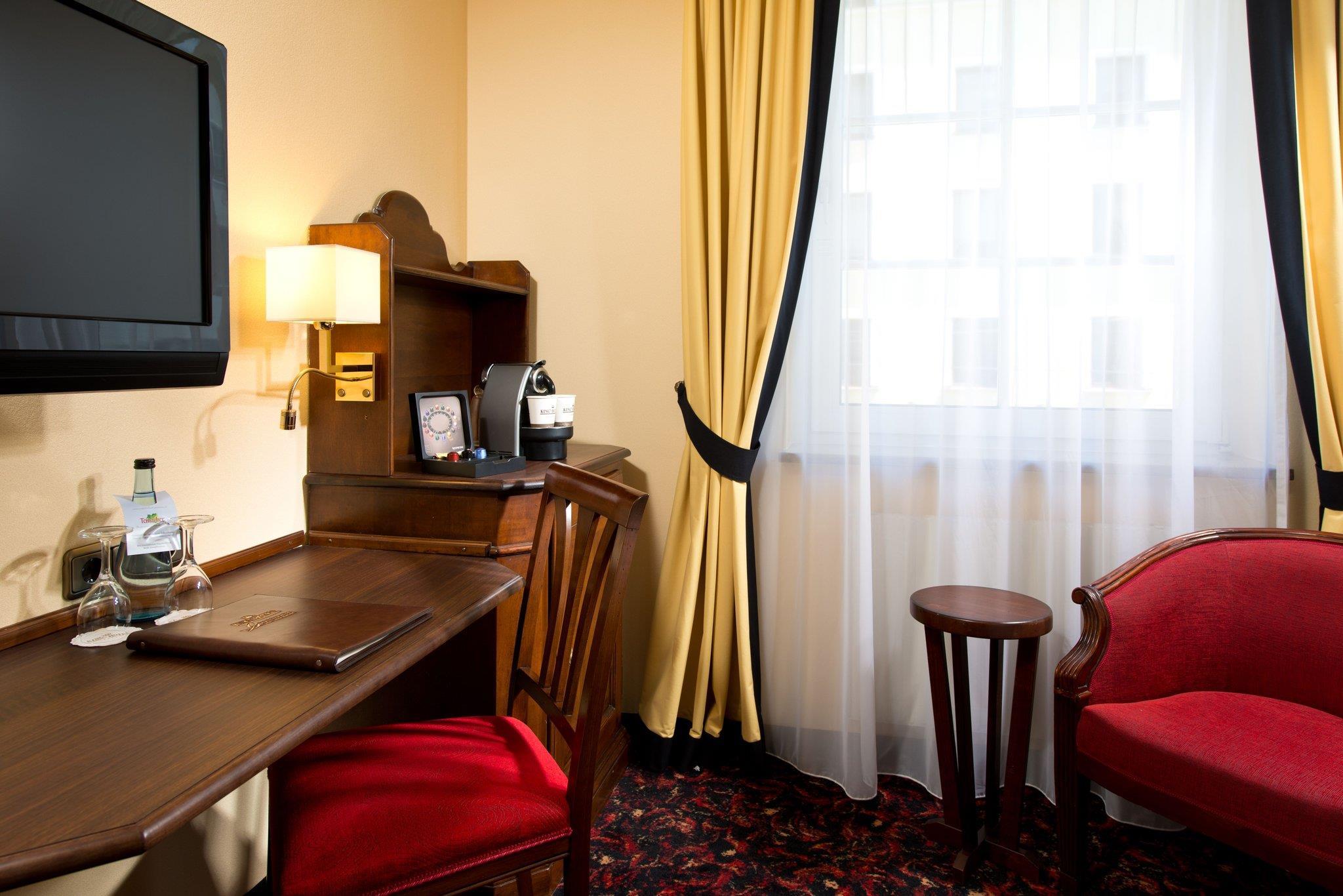 KING's HOTEL First Class KING's HOTEL First Class