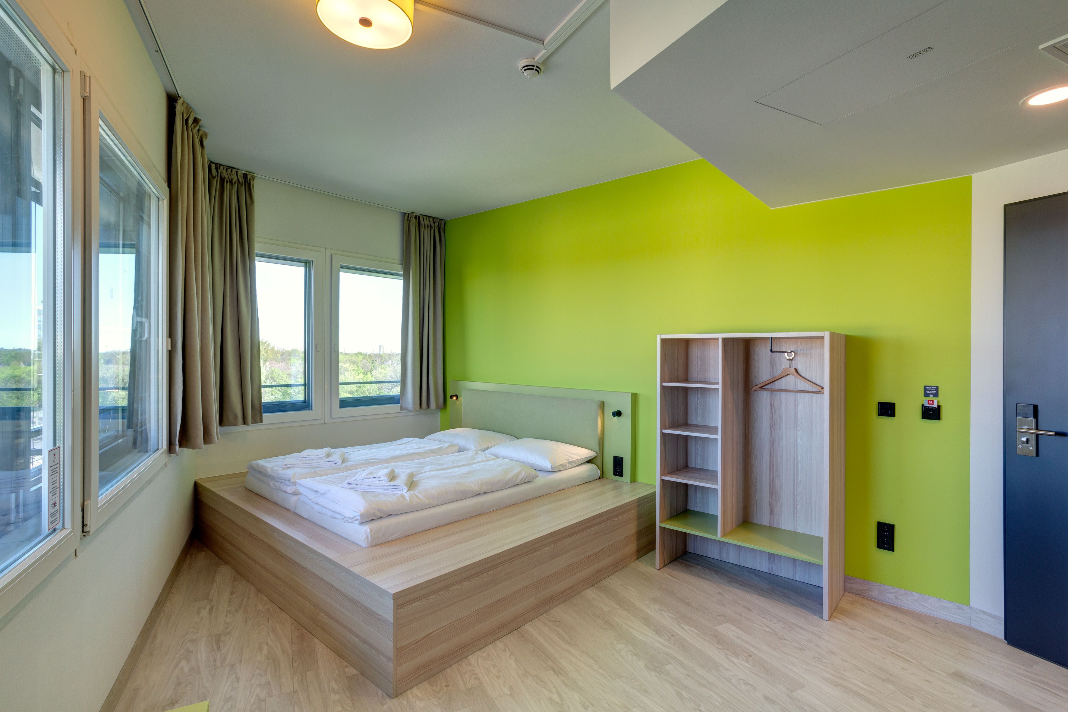 MEININGER Hotel München Olympiapark MEININGER Hotel München Olympiapark