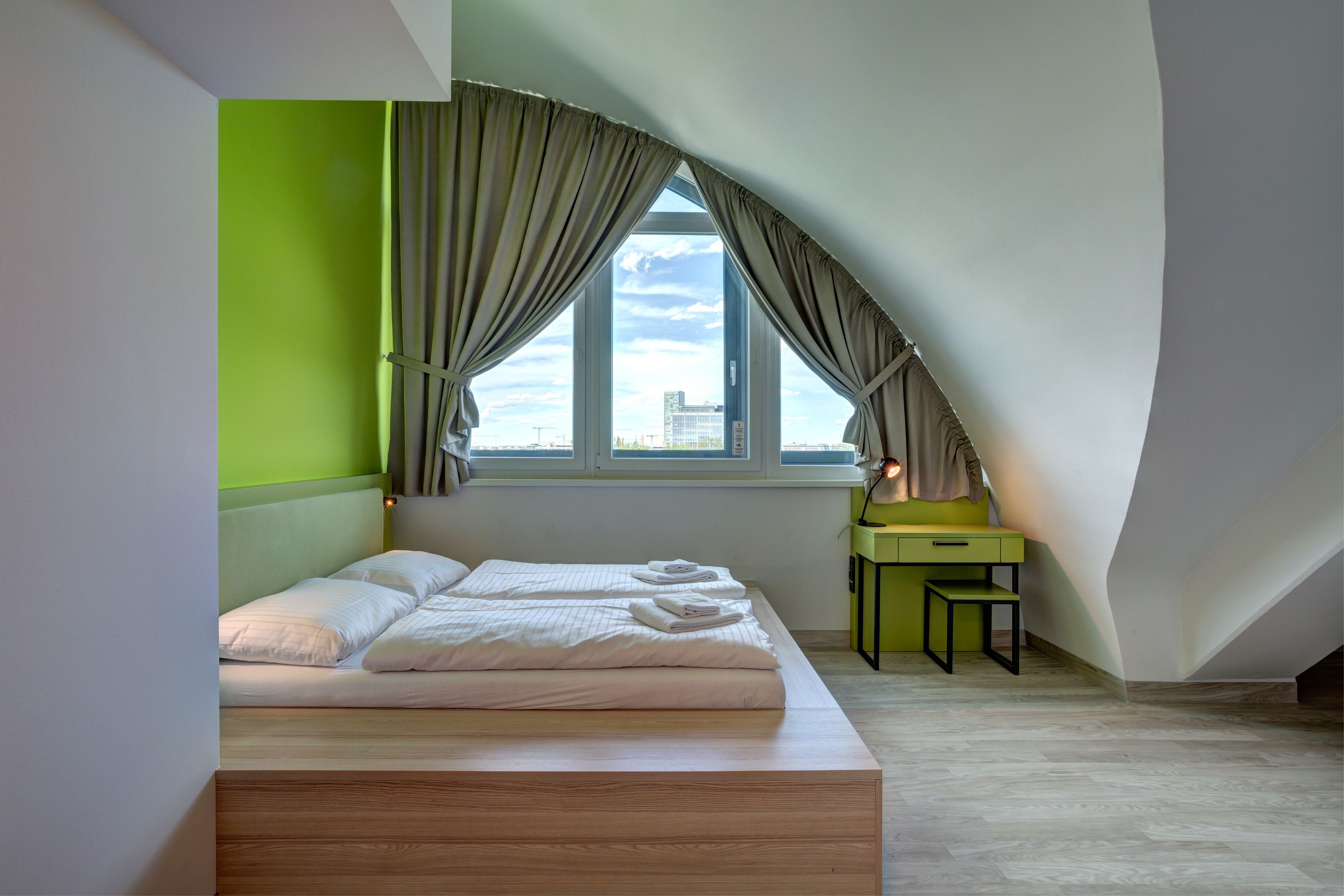 MEININGER Hotel München Olympiapark MEININGER Hotel München Olympiapark