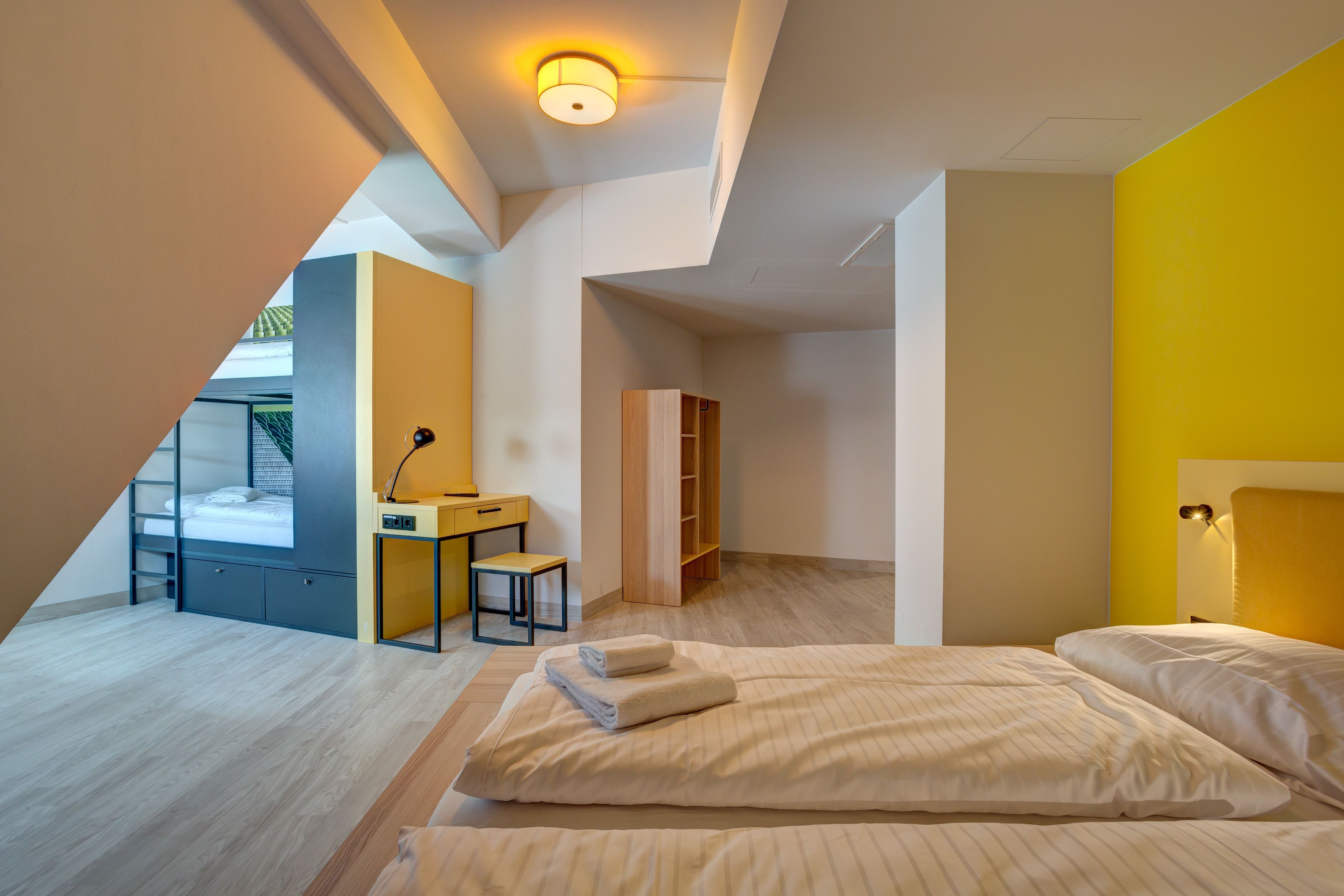 MEININGER Hotel München Olympiapark MEININGER Hotel München Olympiapark