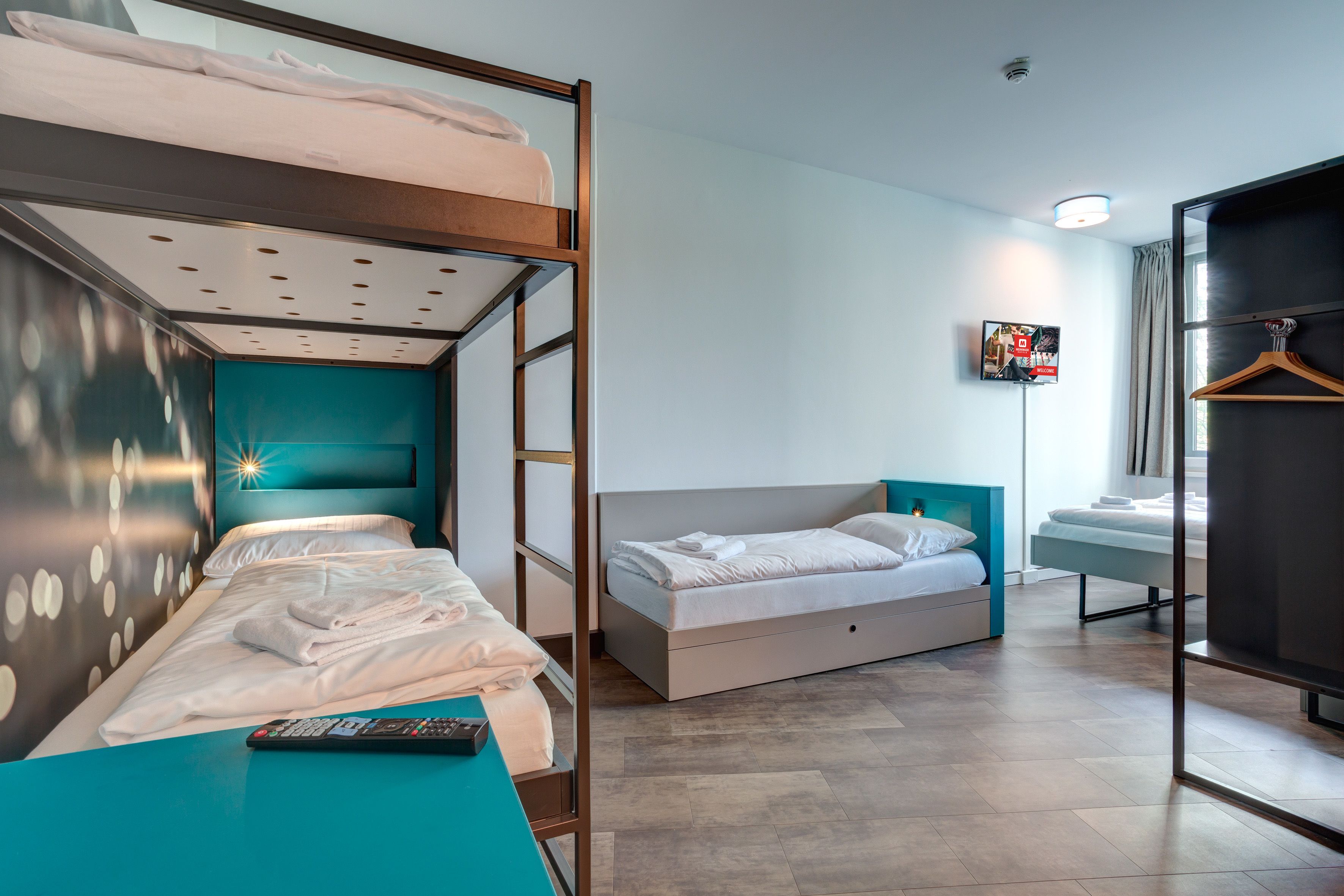 MEININGER Hotel München Olympiapark MEININGER Hotel München Olympiapark