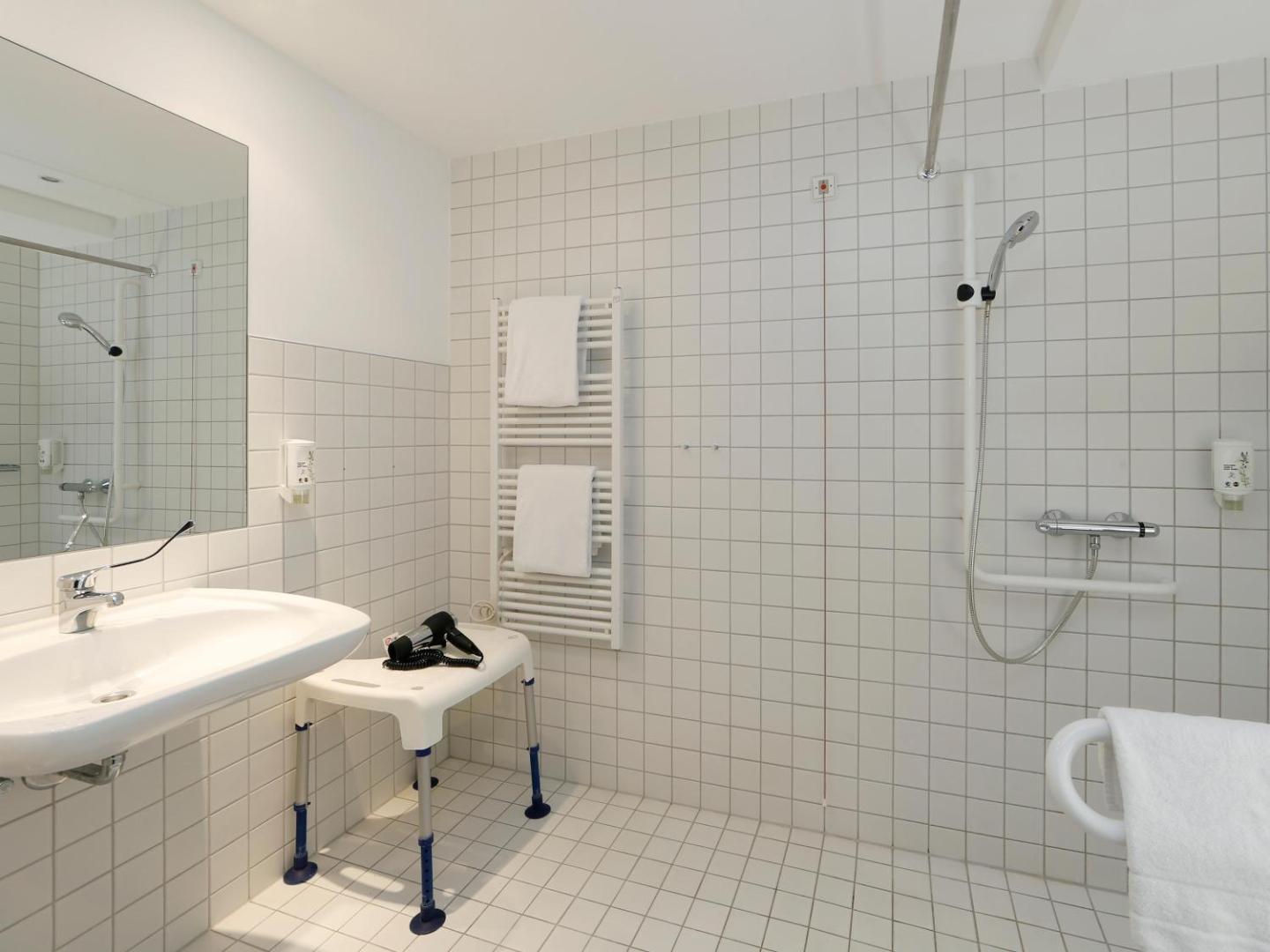 B&B Hotel Berlin City-Ost B&B Hotel Berlin City-Ost