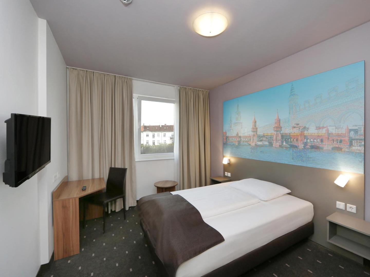 B&B Hotel Berlin City-Ost B&B Hotel Berlin City-Ost