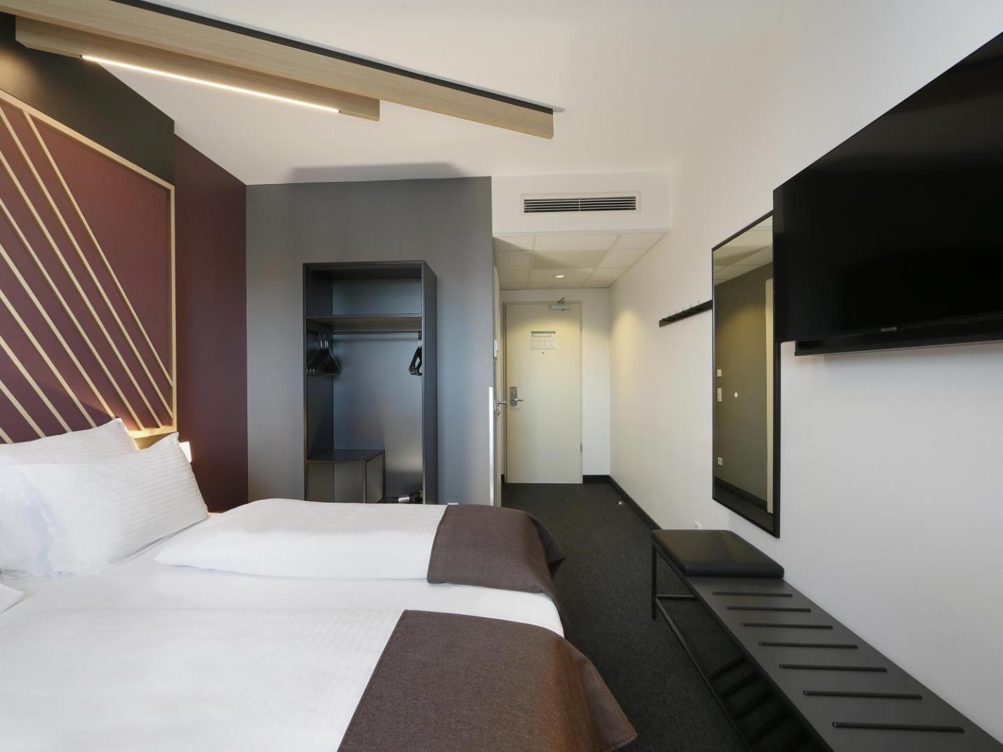 B&B Hotel Berlin City-Ost B&B Hotel Berlin City-Ost