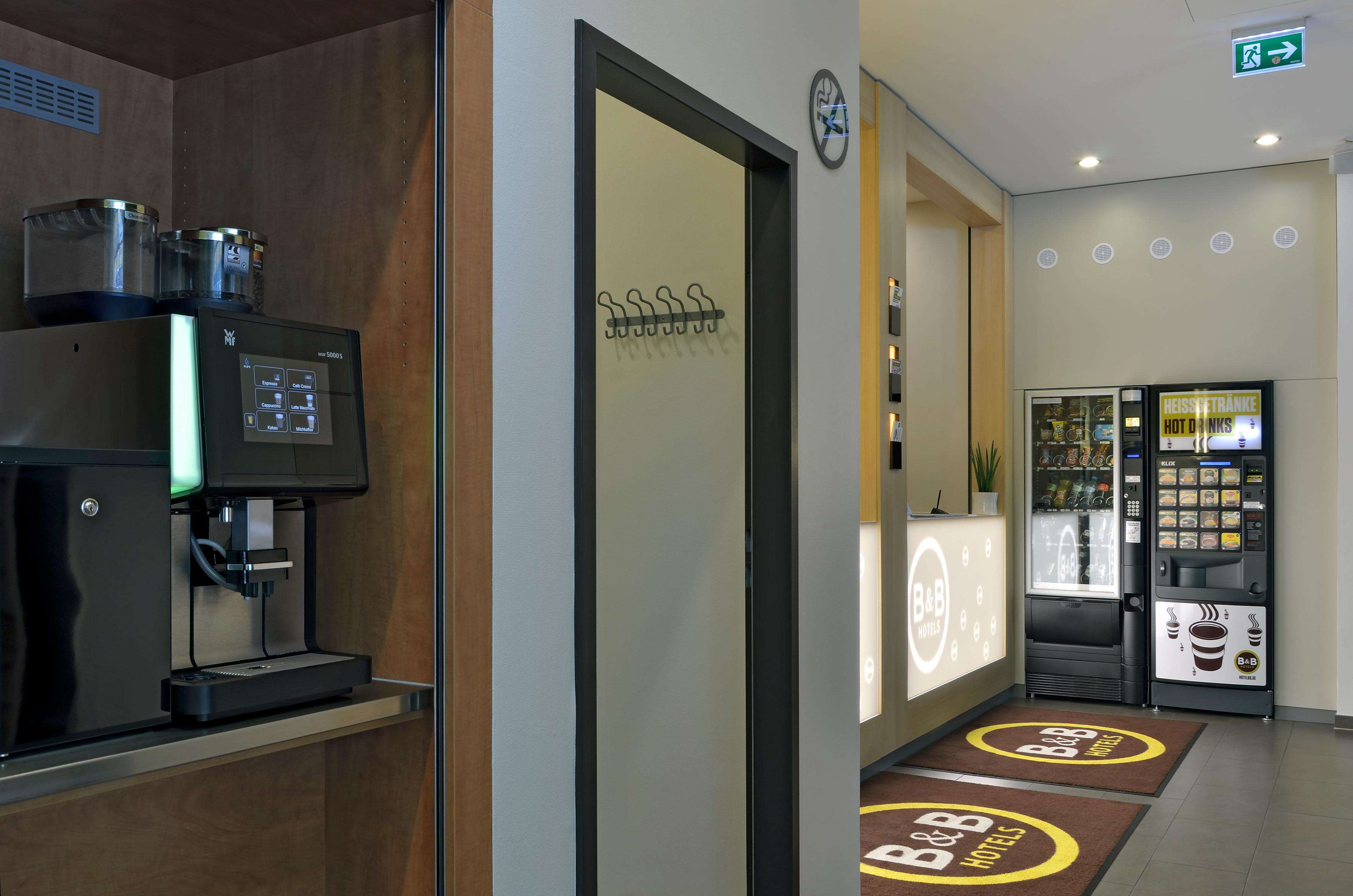 B&B Hotel Berlin-Potsdamer Platz B&B Hotel Berlin-Potsdamer Platz